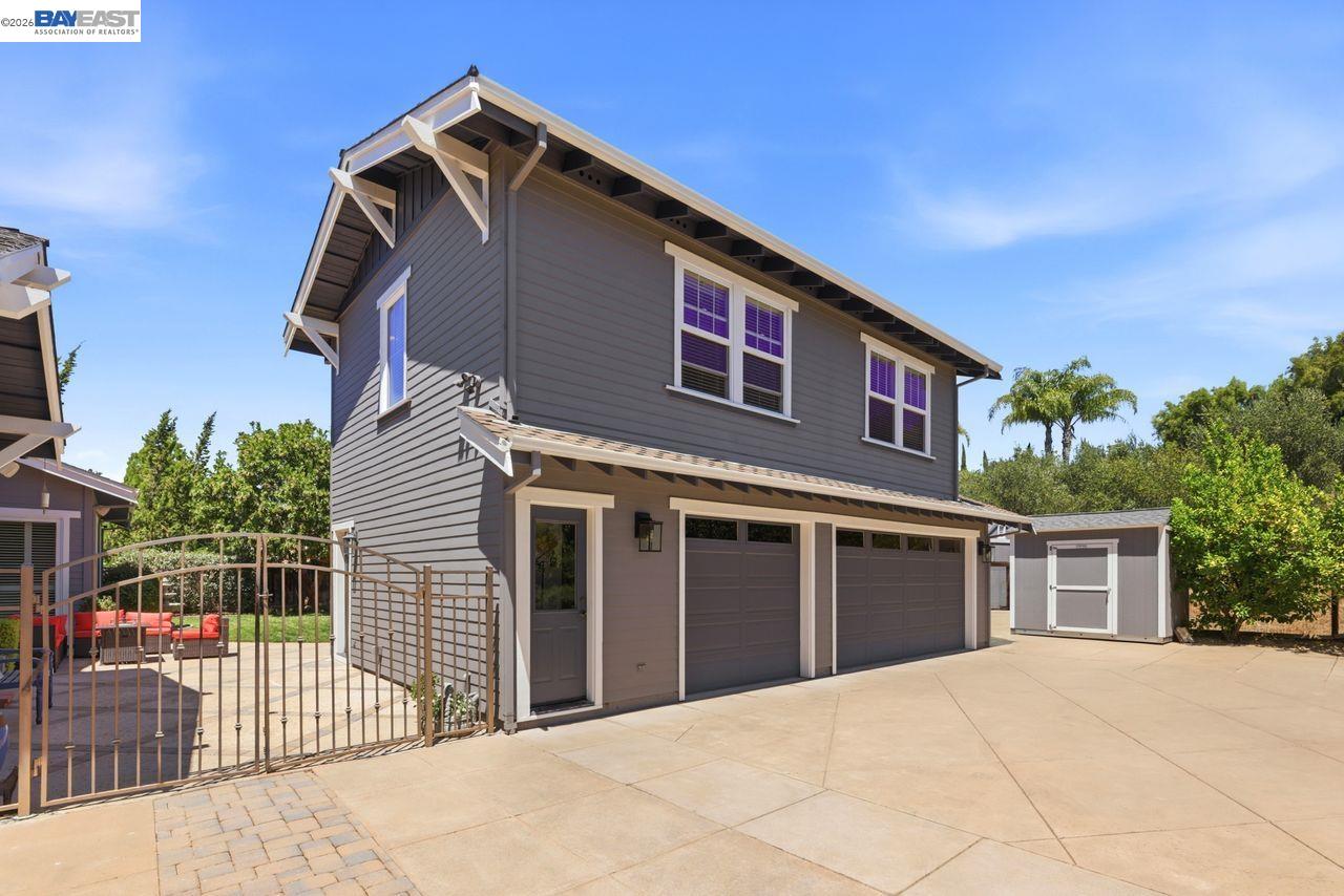 3166 Belmont Court