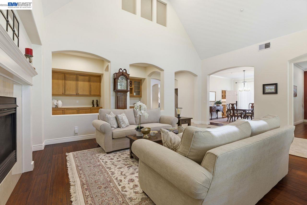 3166 Belmont Court