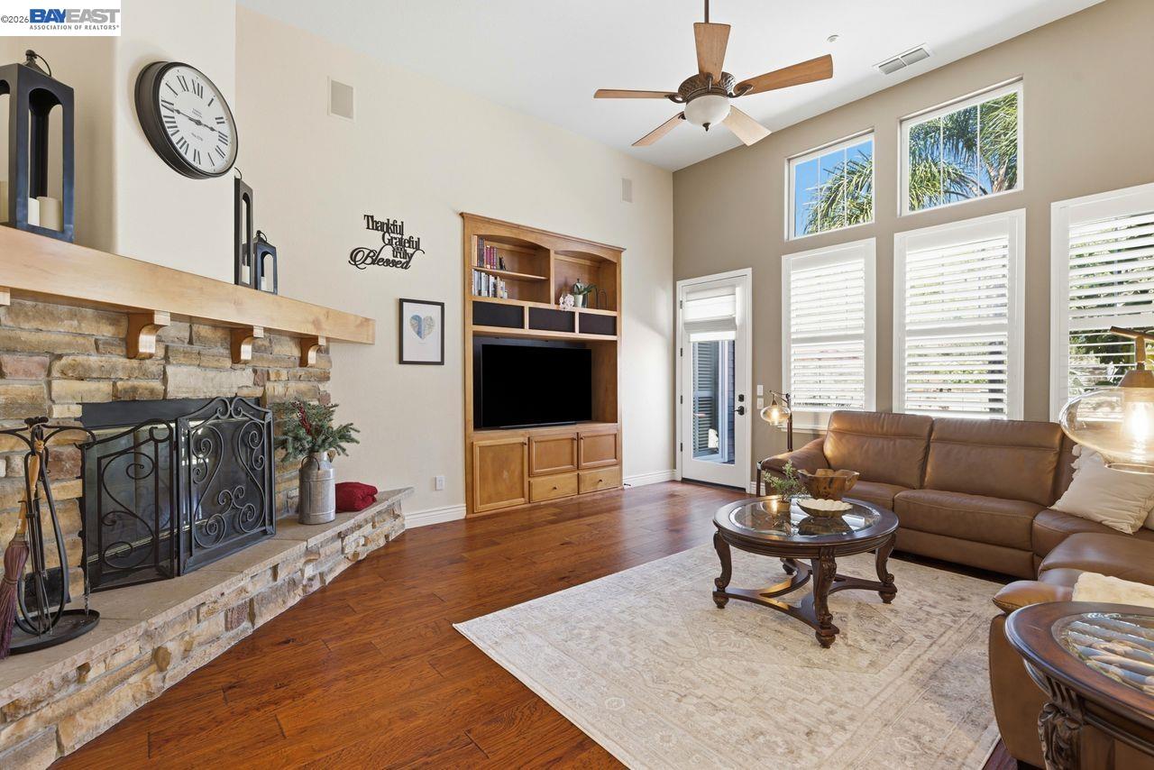 3166 Belmont Court