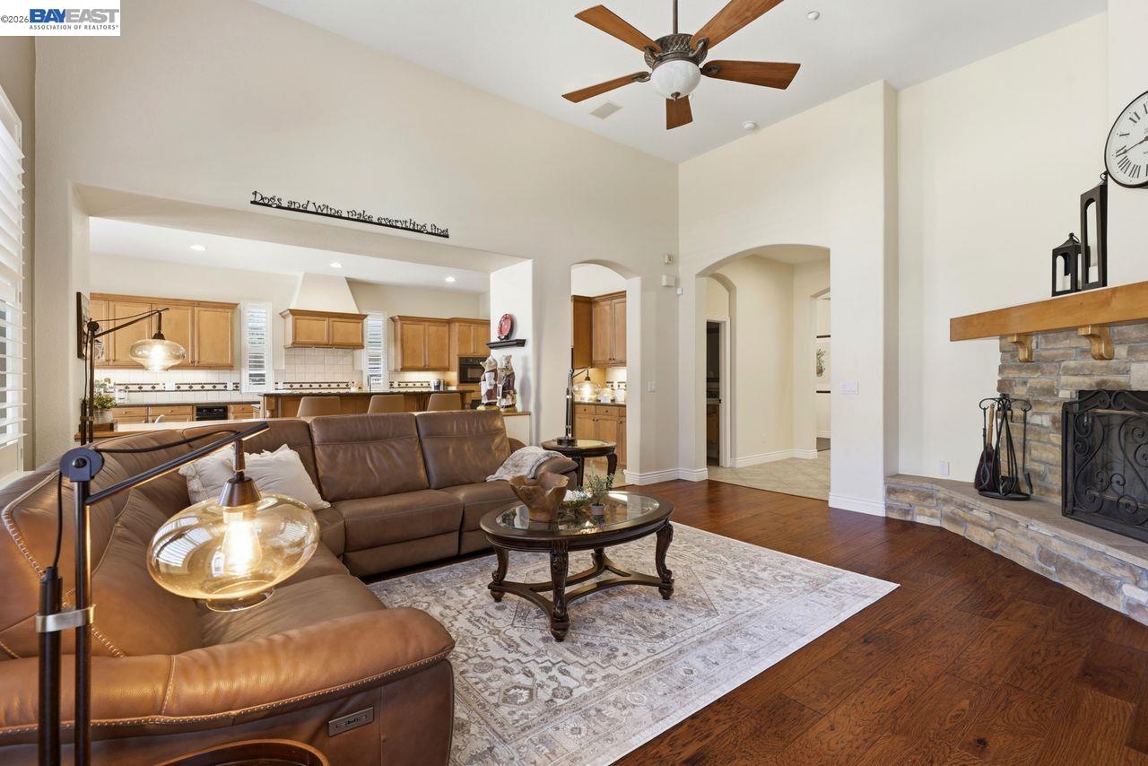 3166 Belmont Court