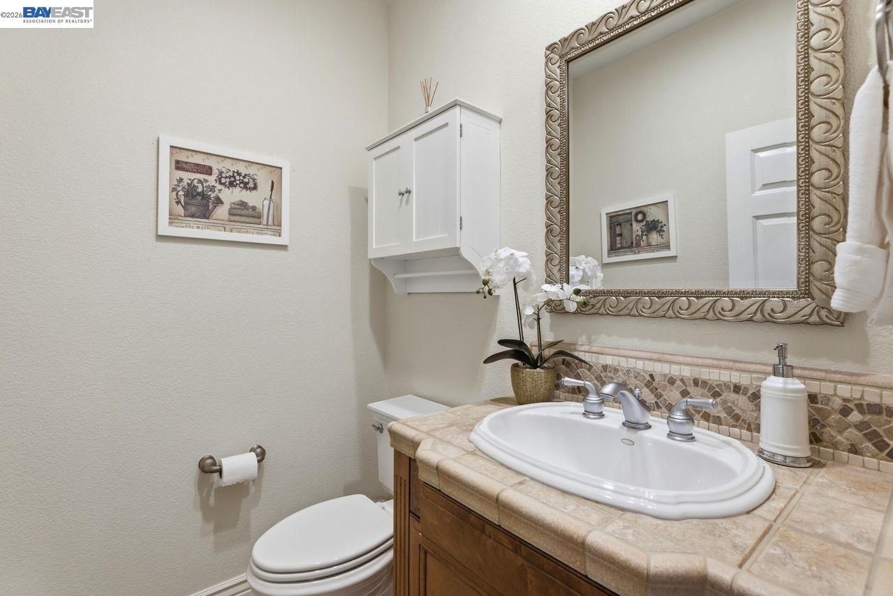 3166 Belmont Court