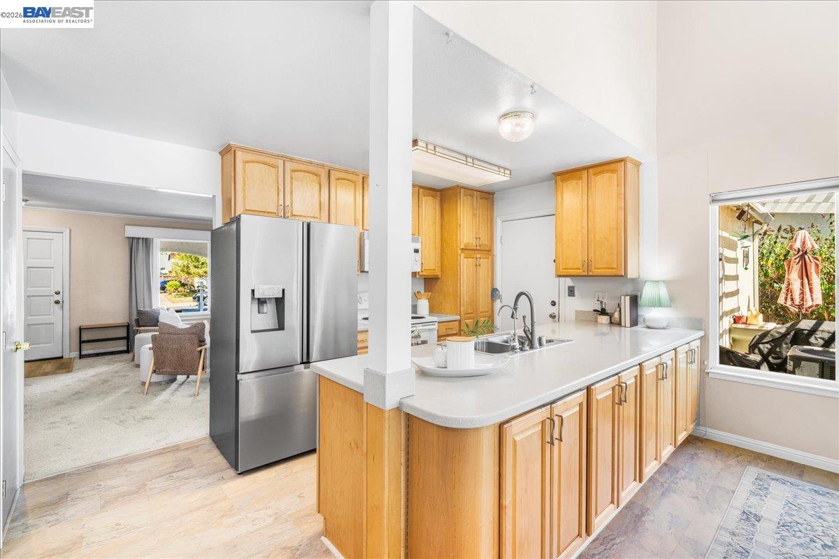 675 Alameda Dr