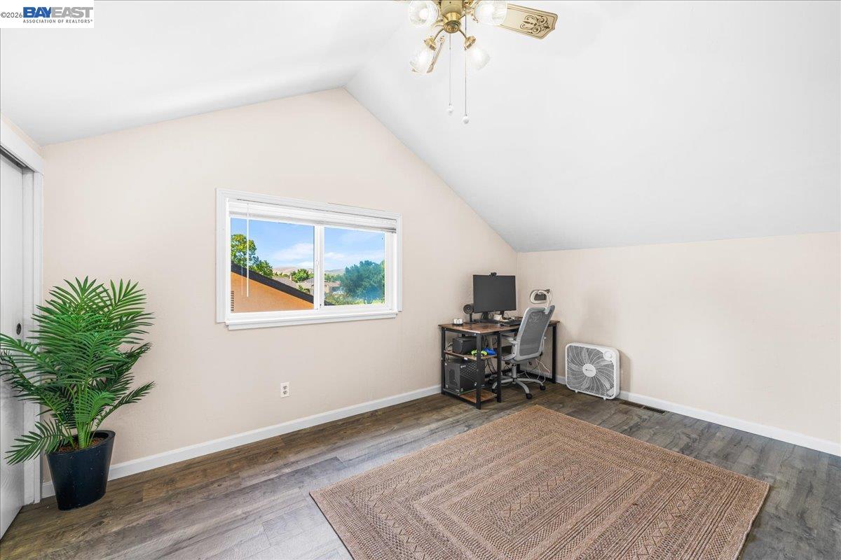 675 Alameda Dr