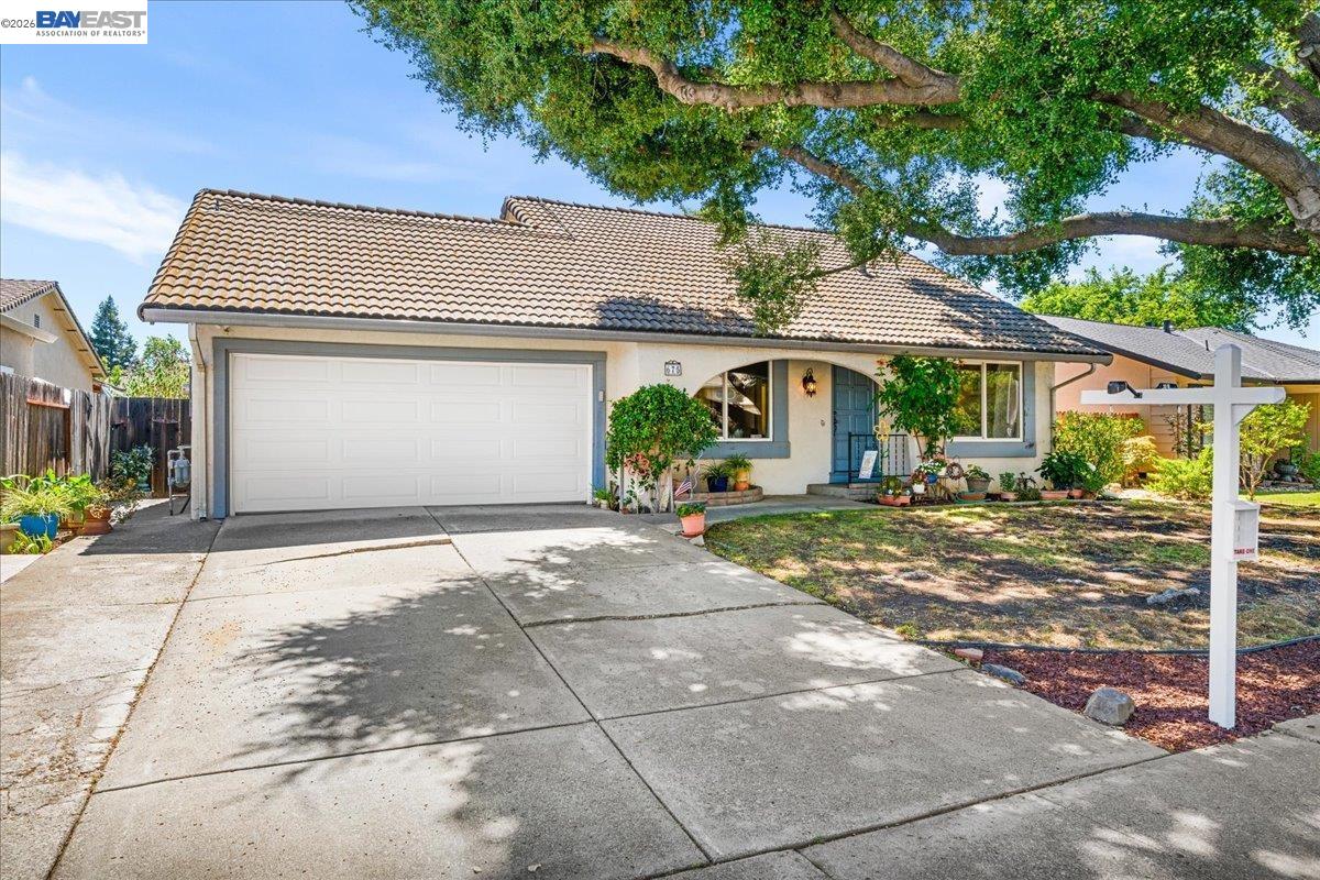 675 Alameda Dr