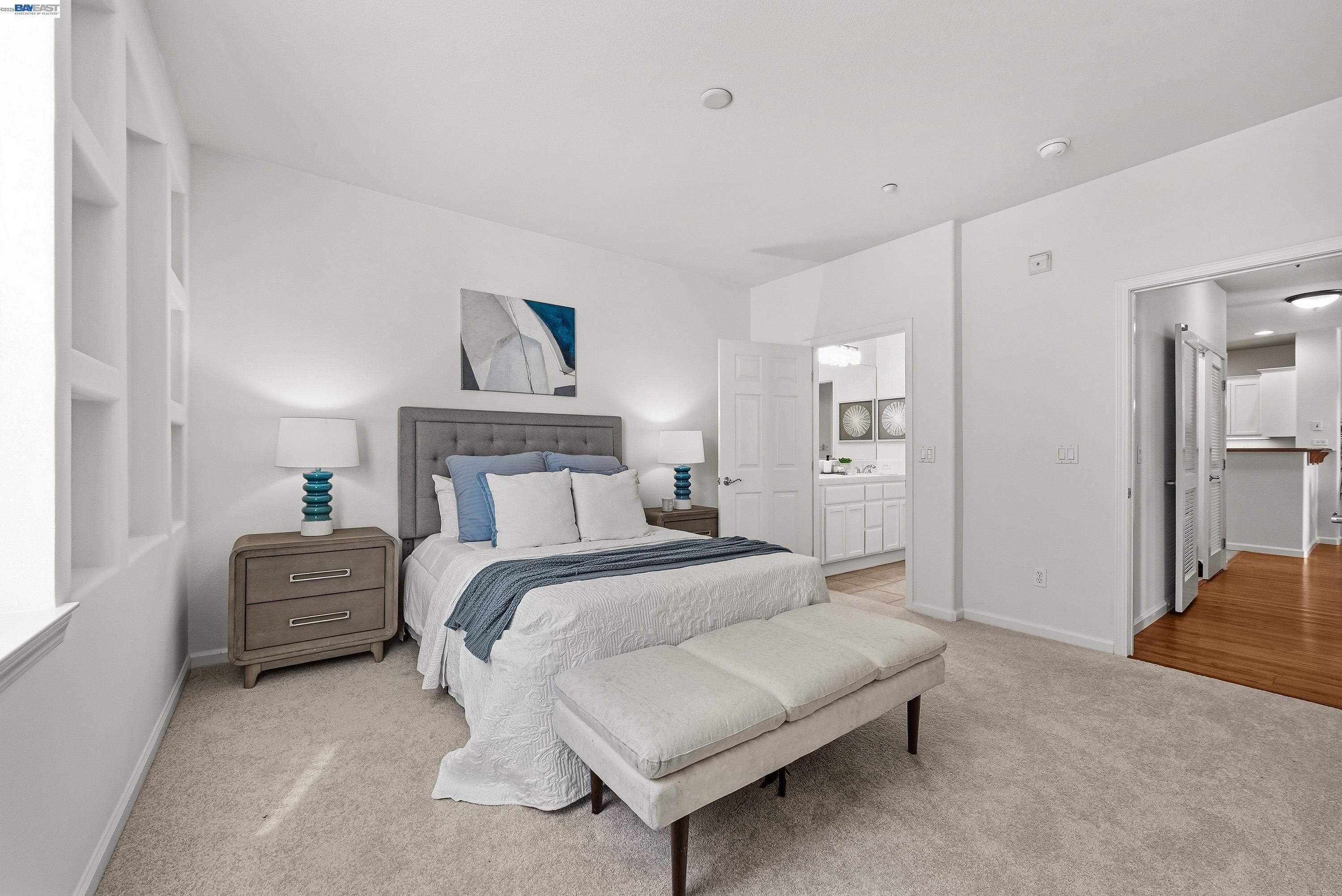 3360 Maguire Way # 140