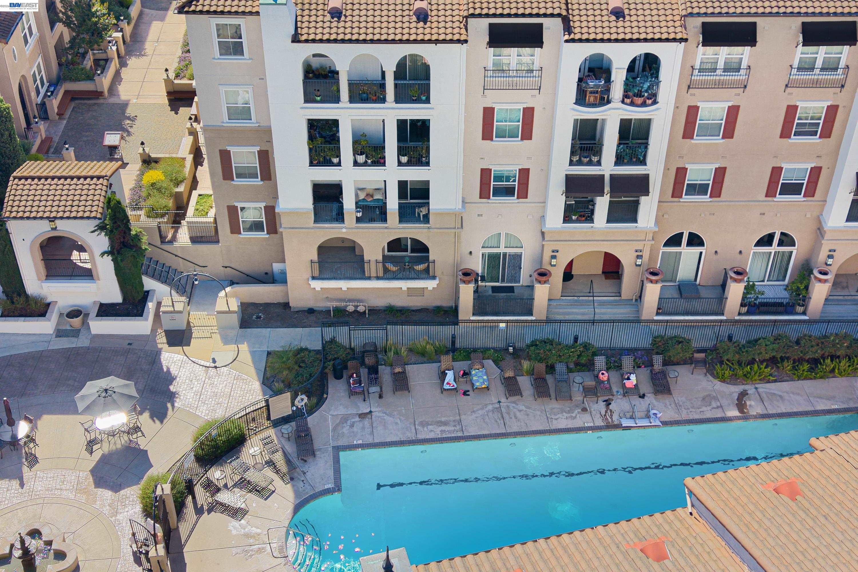 3360 Maguire Way # 140