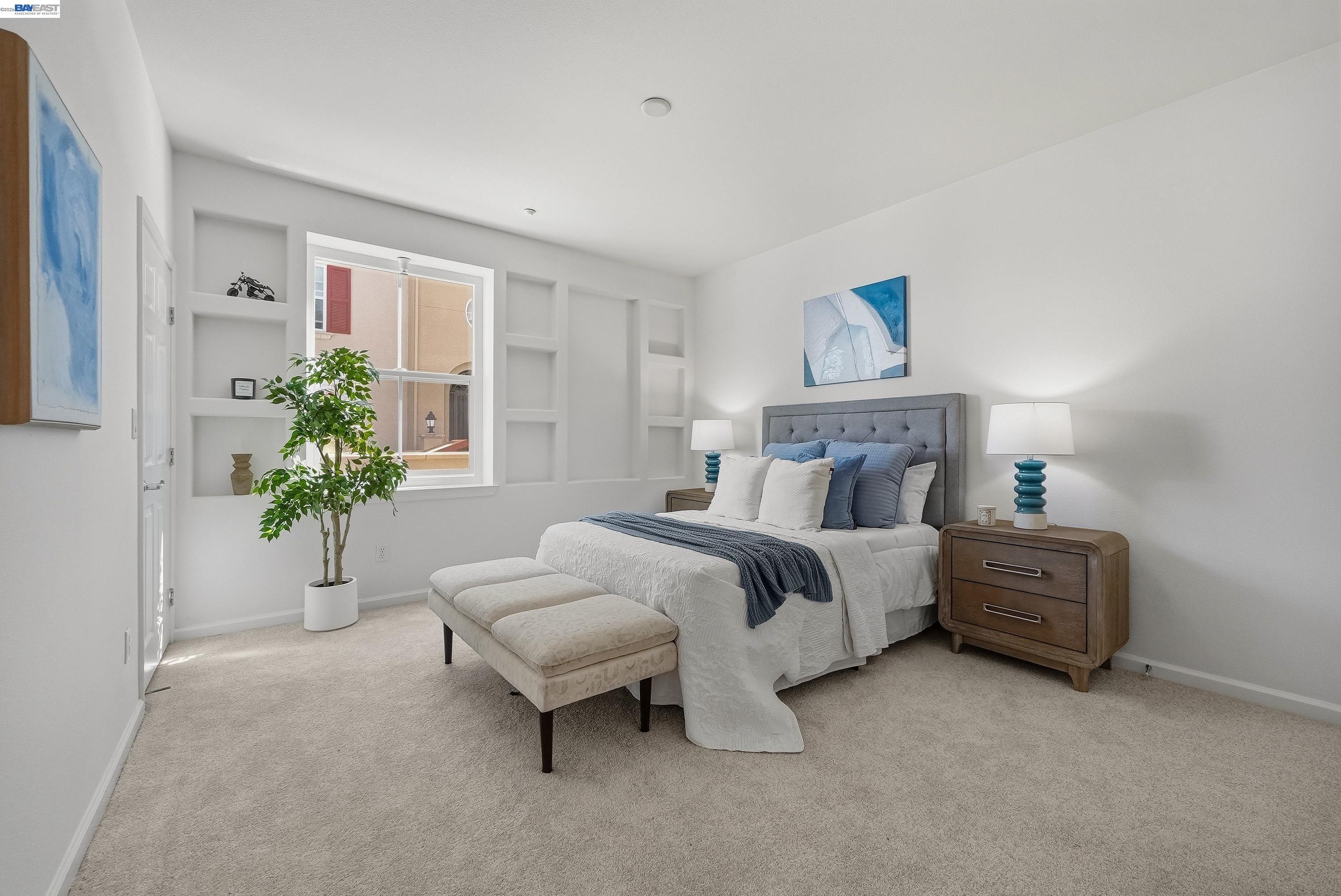 3360 Maguire Way # 140