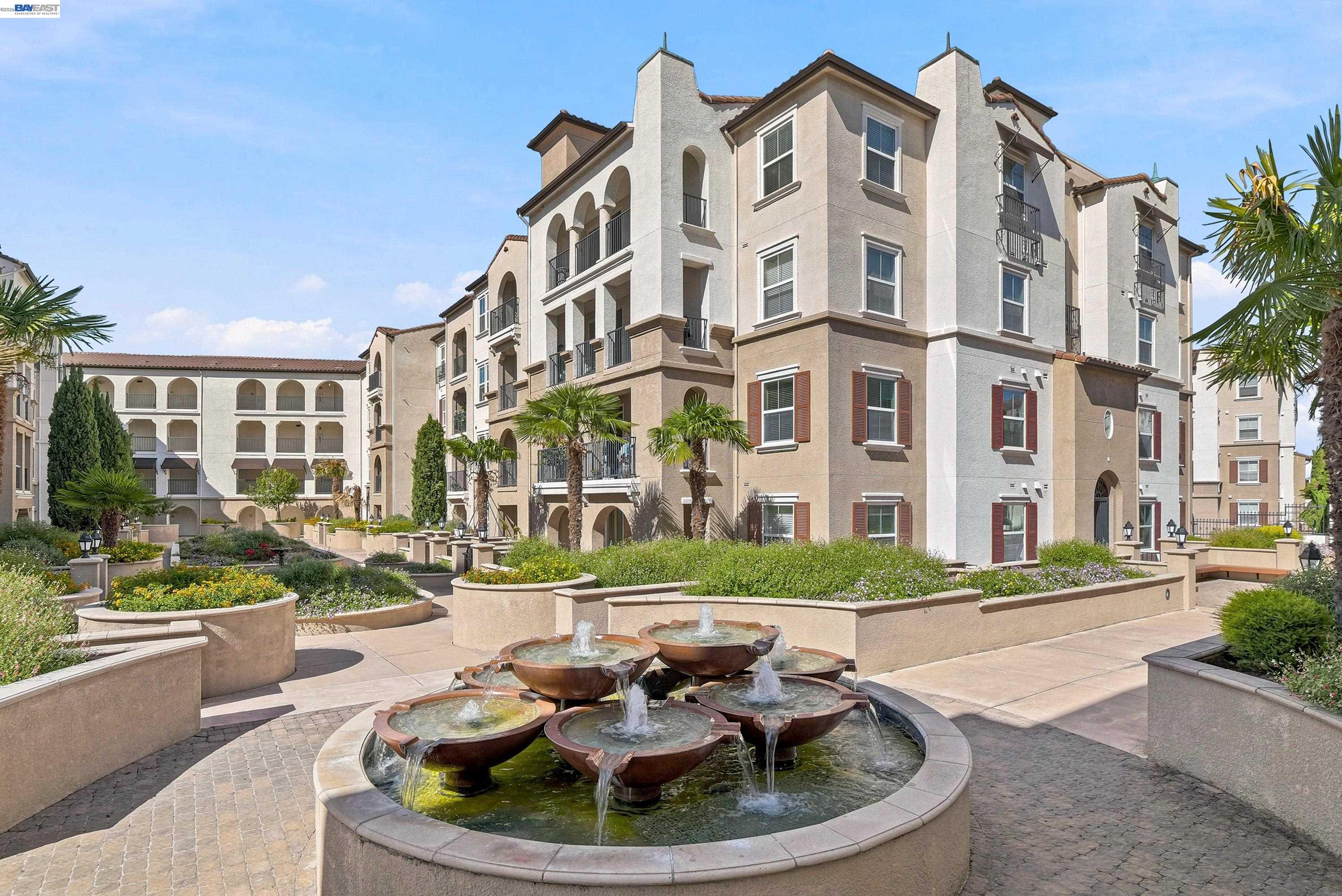 3360 Maguire Way # 140