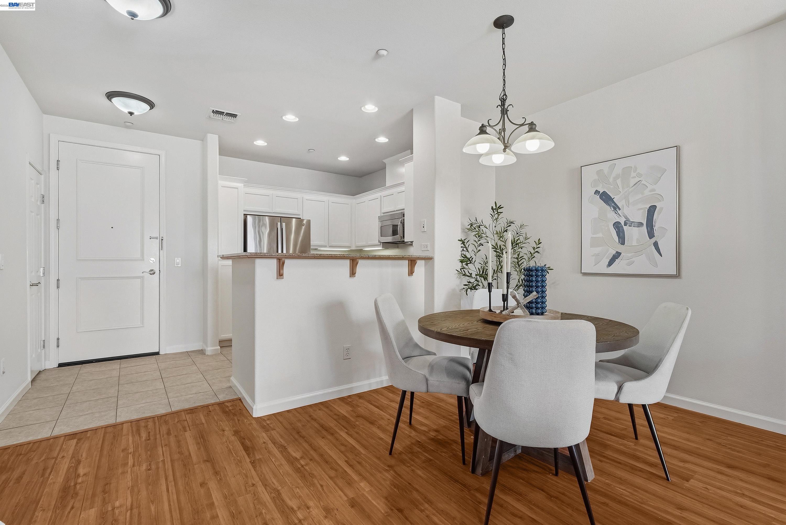 3360 Maguire Way # 140