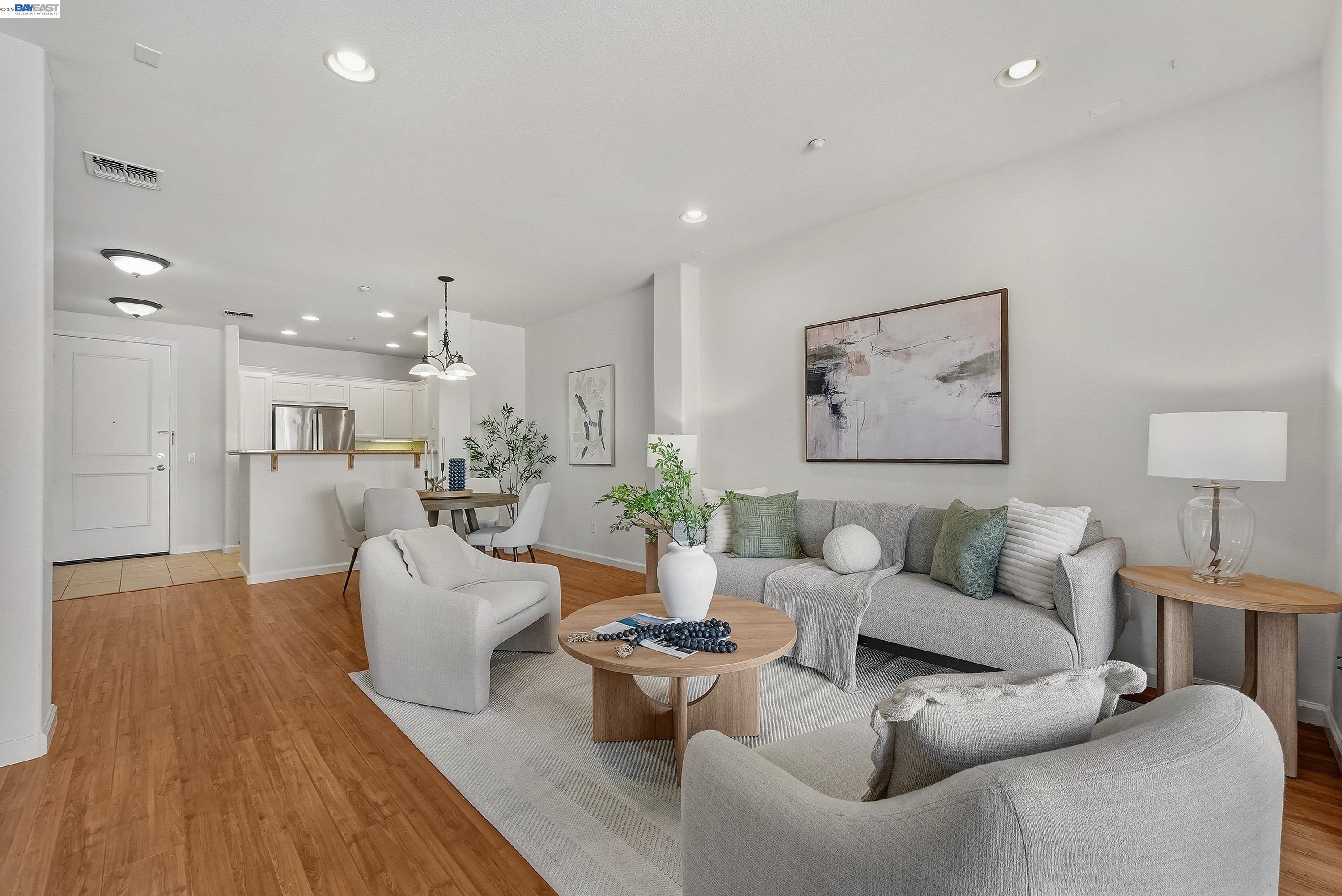 3360 Maguire Way # 140