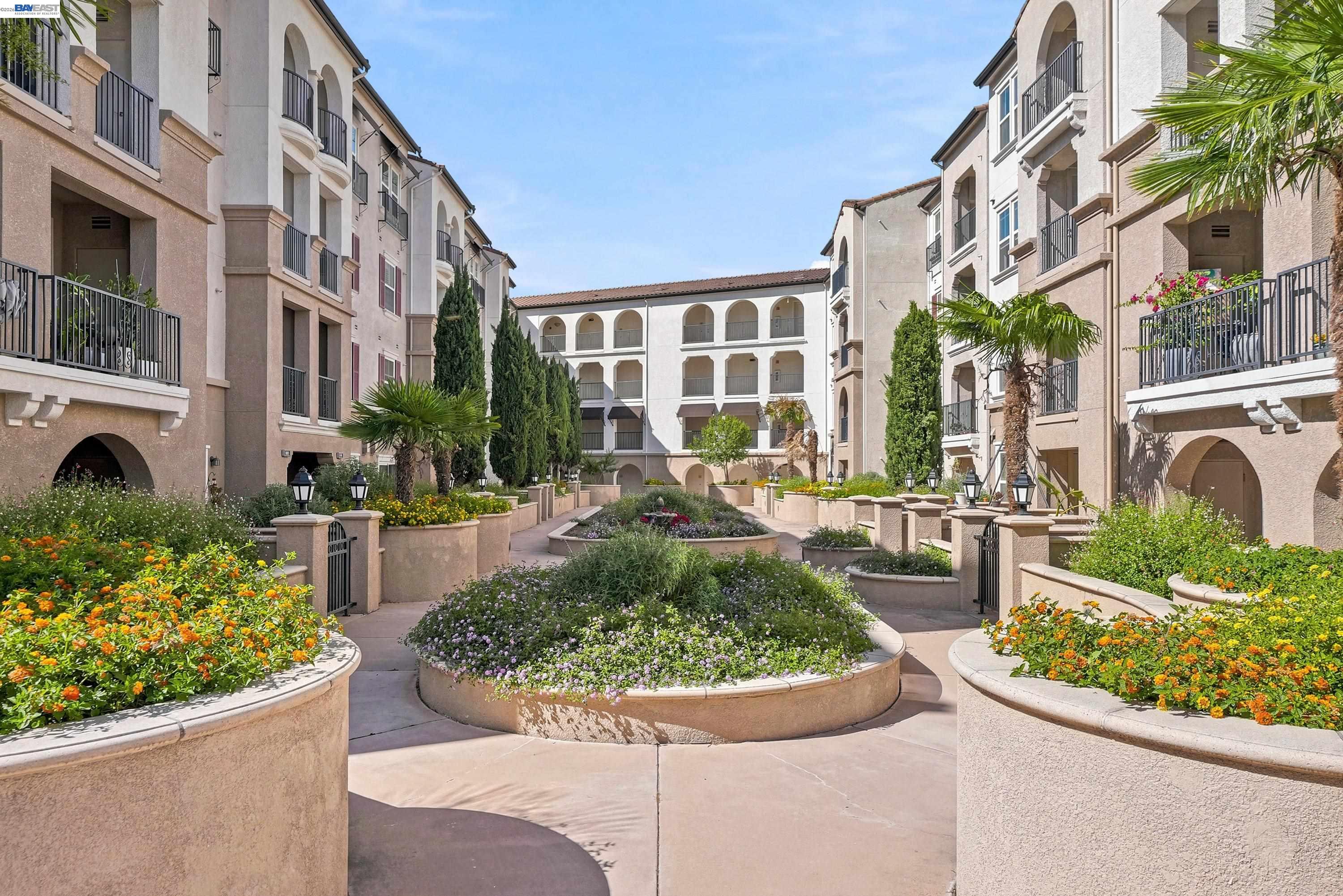3360 Maguire Way # 140