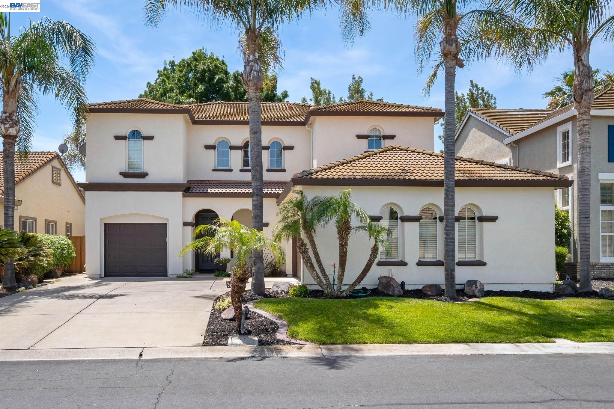 2466 Yosemite Way
