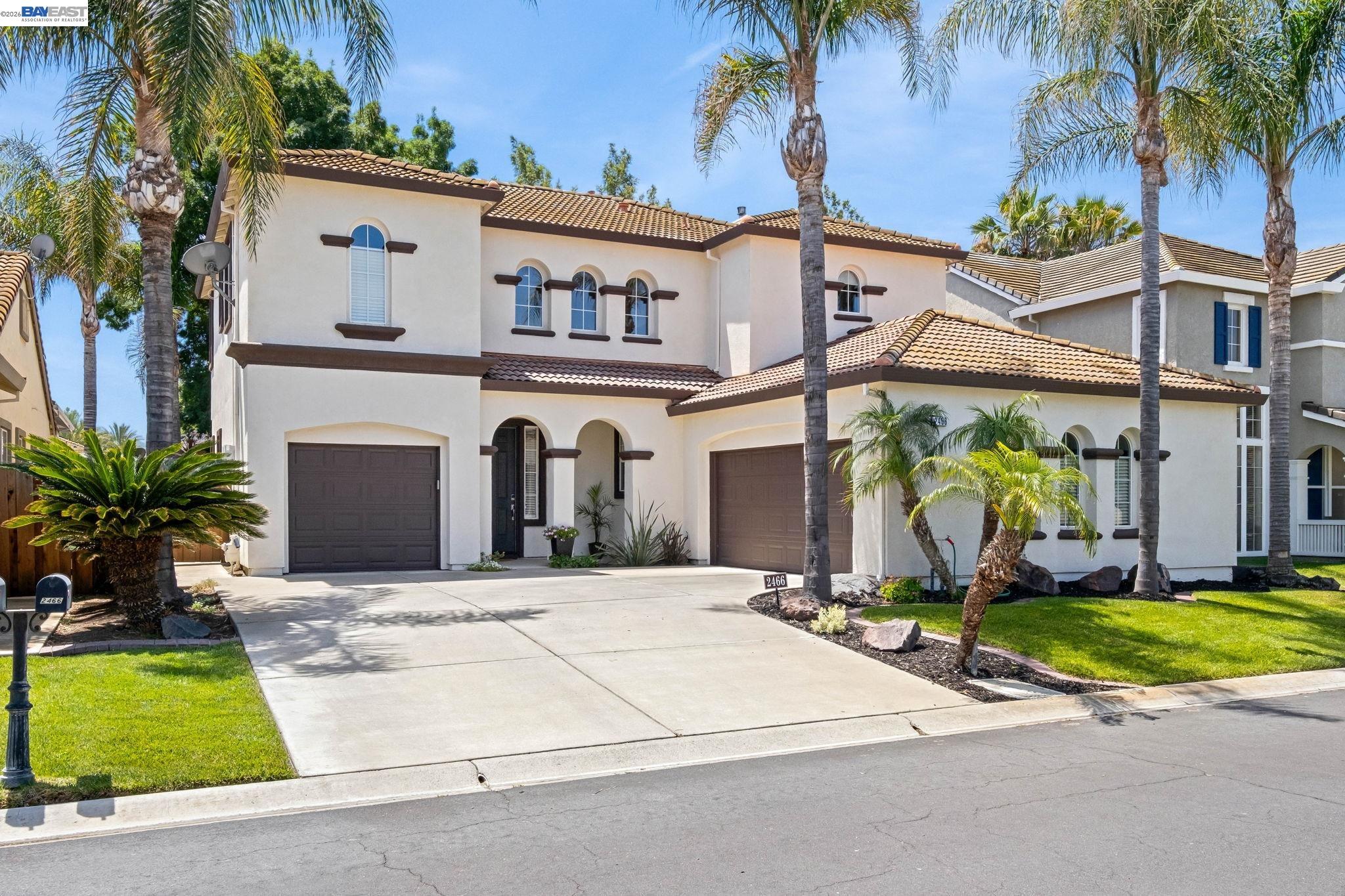 2466 Yosemite Way