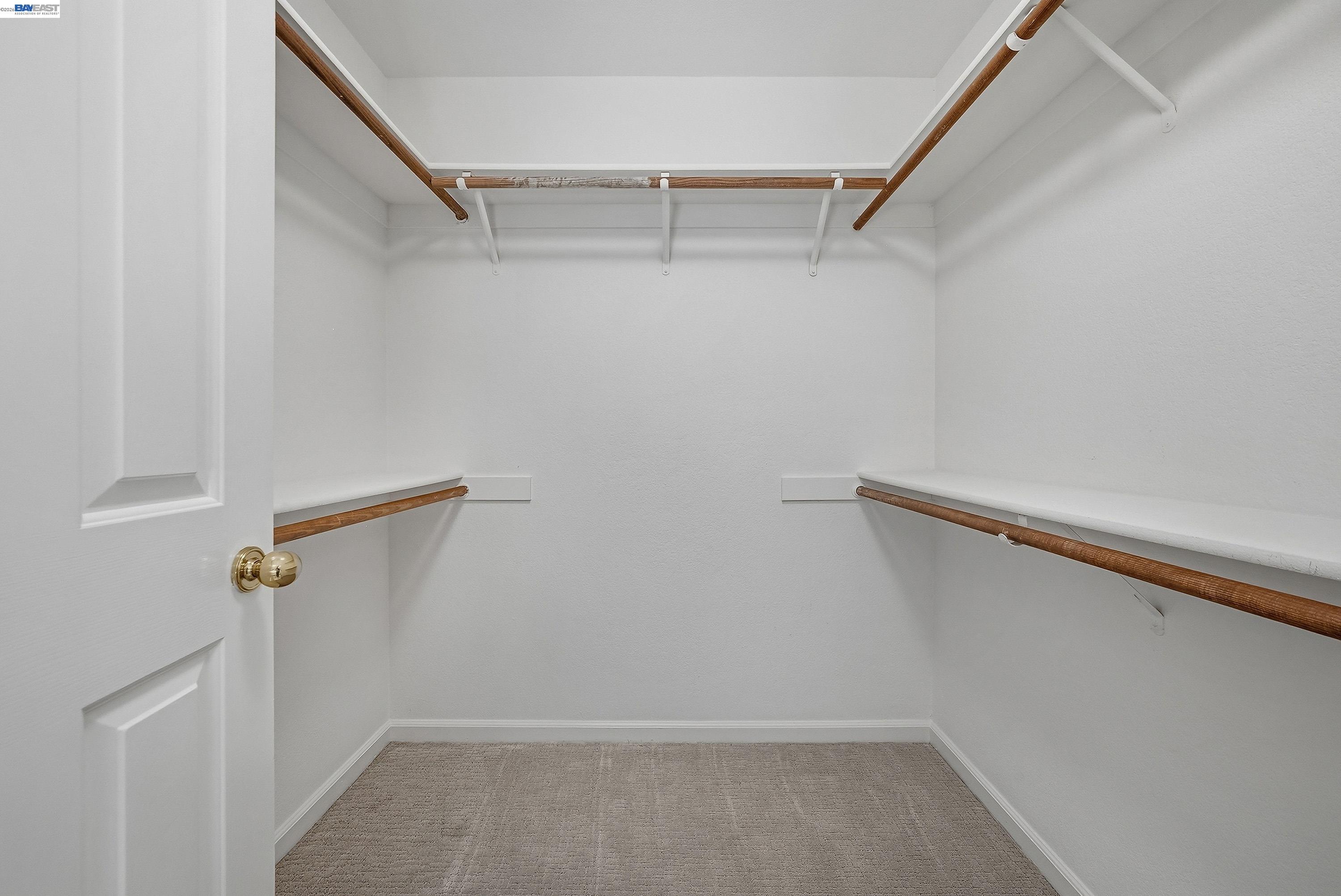 24 Copperfield Ln