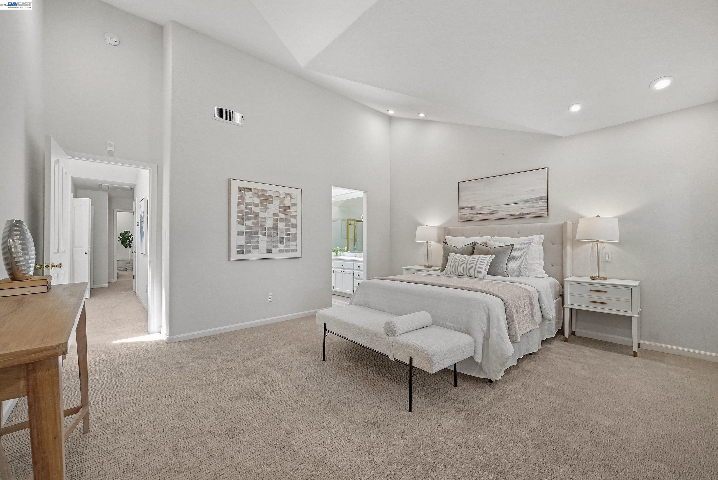 24 Copperfield Ln