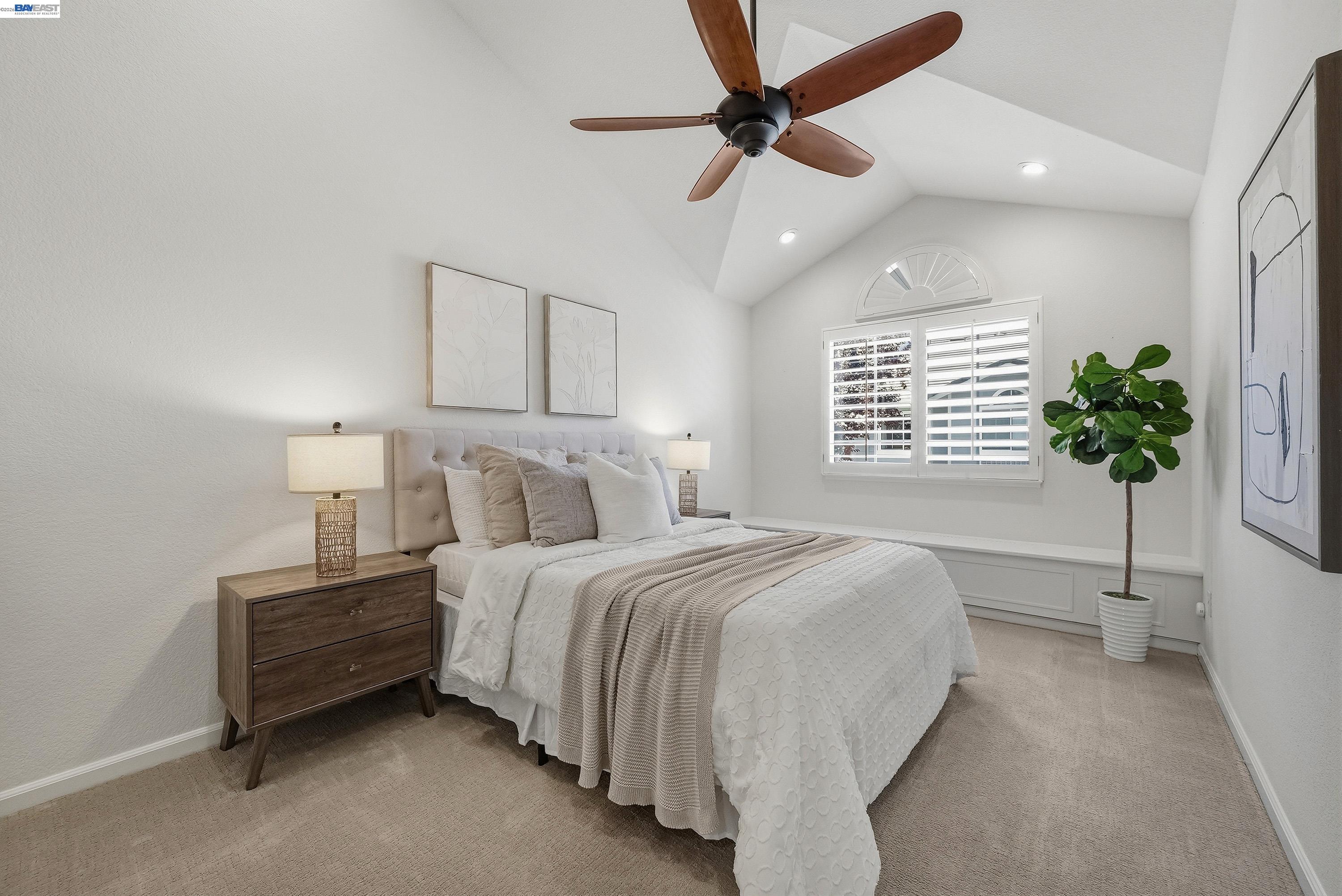 24 Copperfield Ln