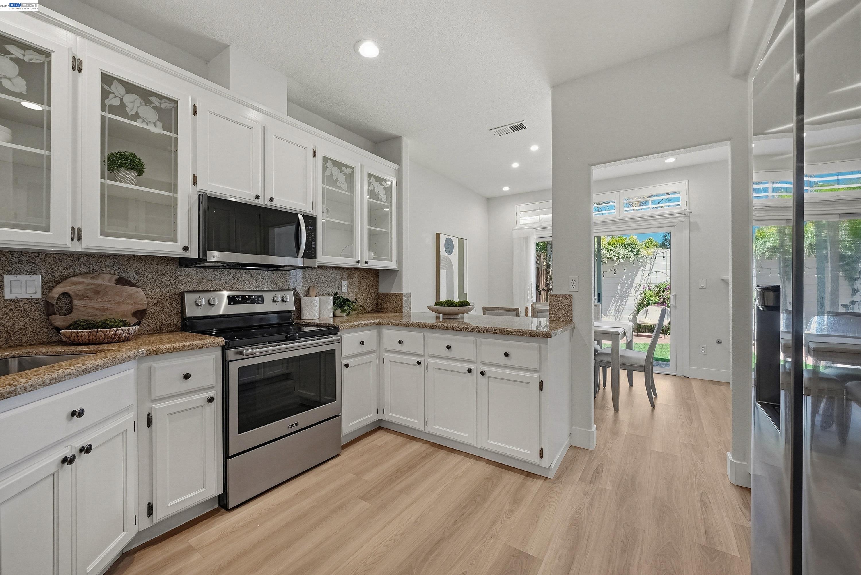 24 Copperfield Ln