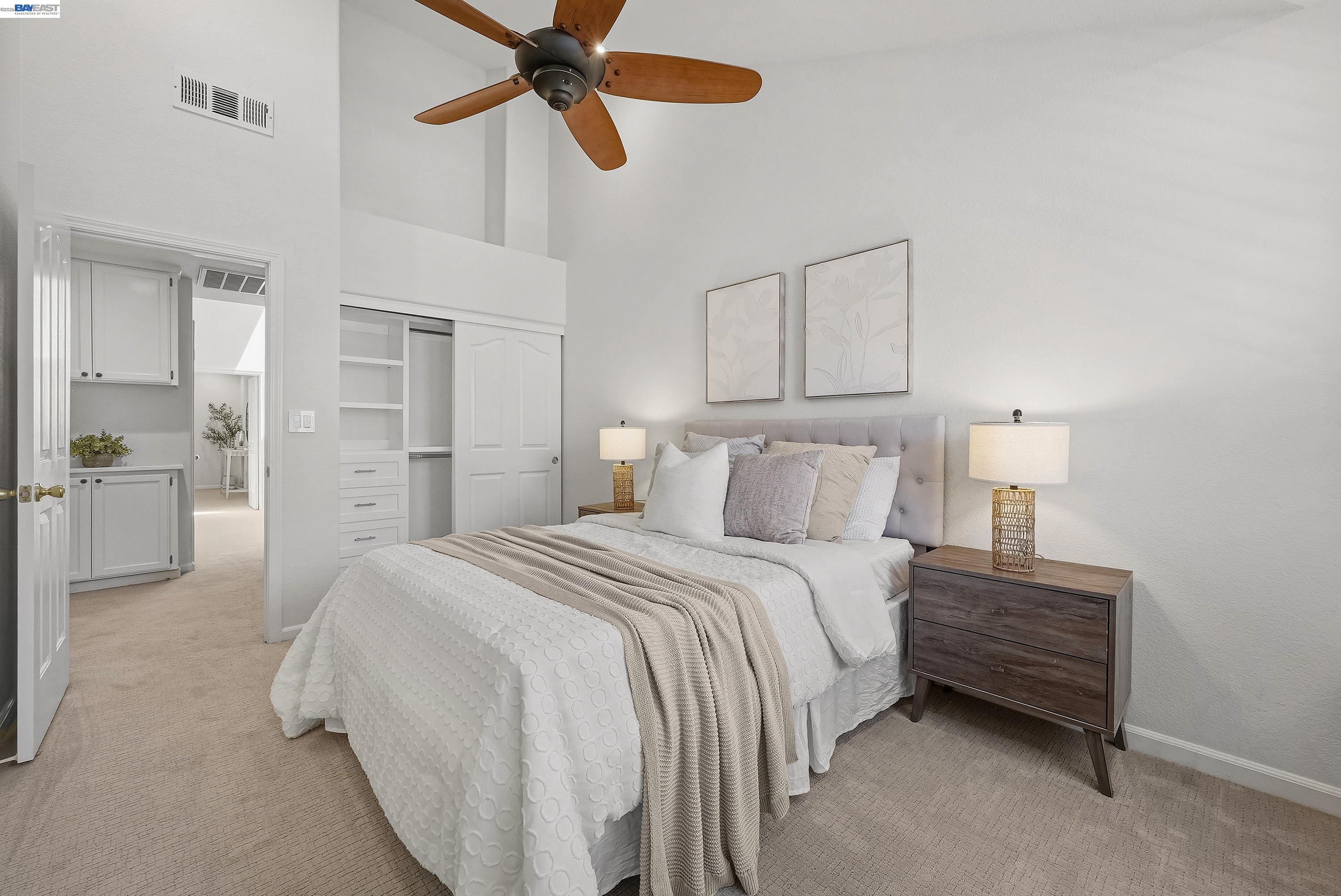 24 Copperfield Ln