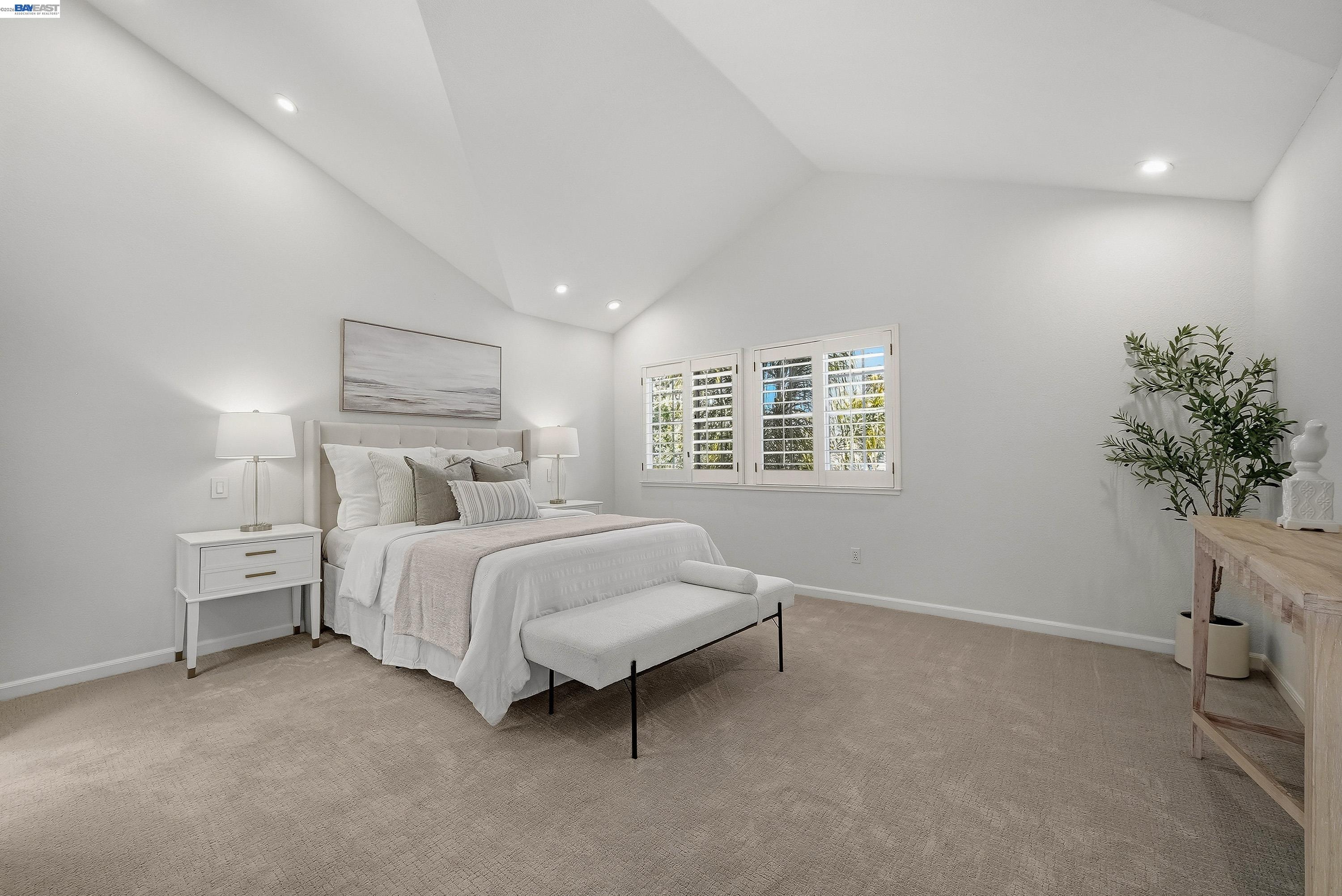 24 Copperfield Ln