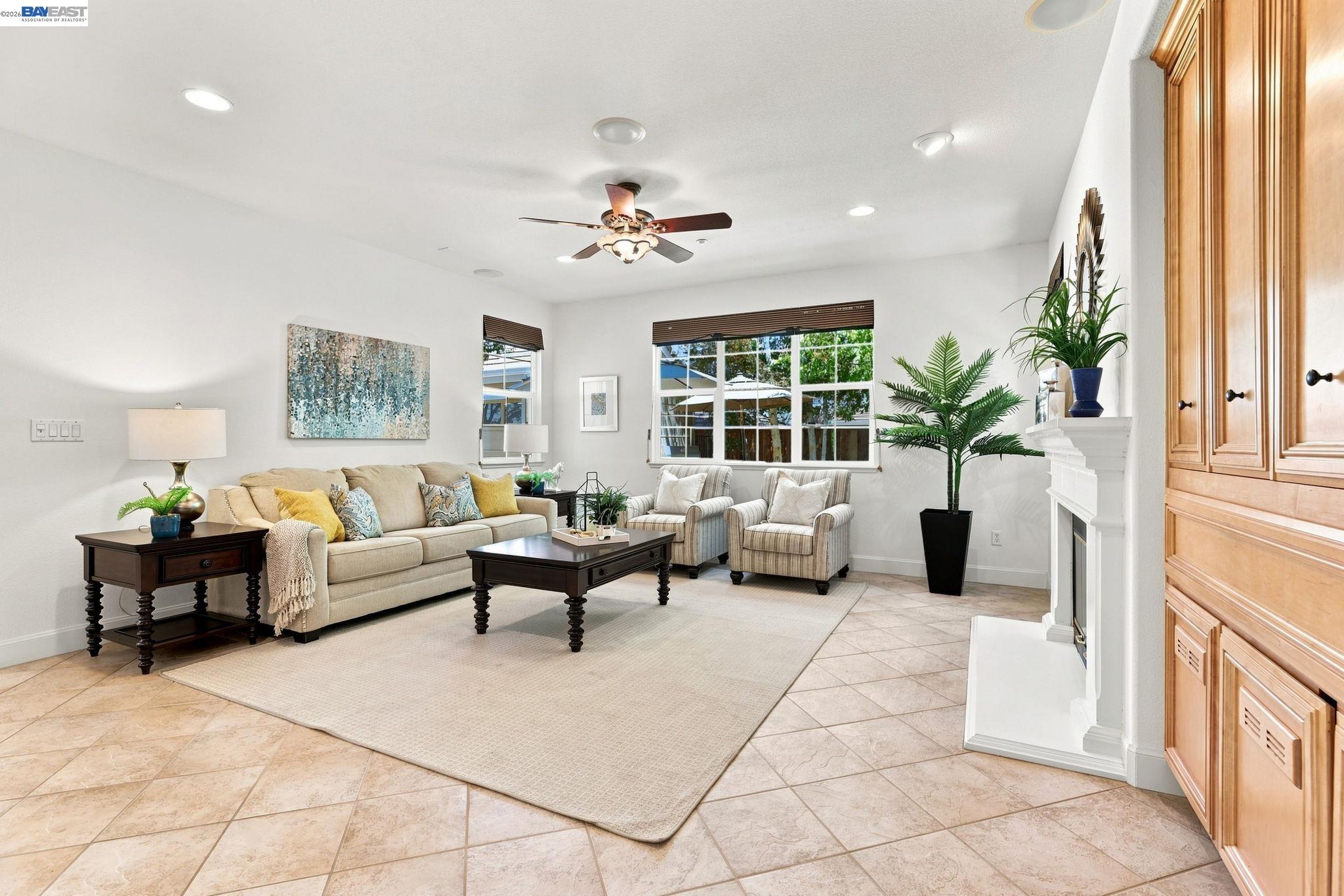 5835 Elder Cir
