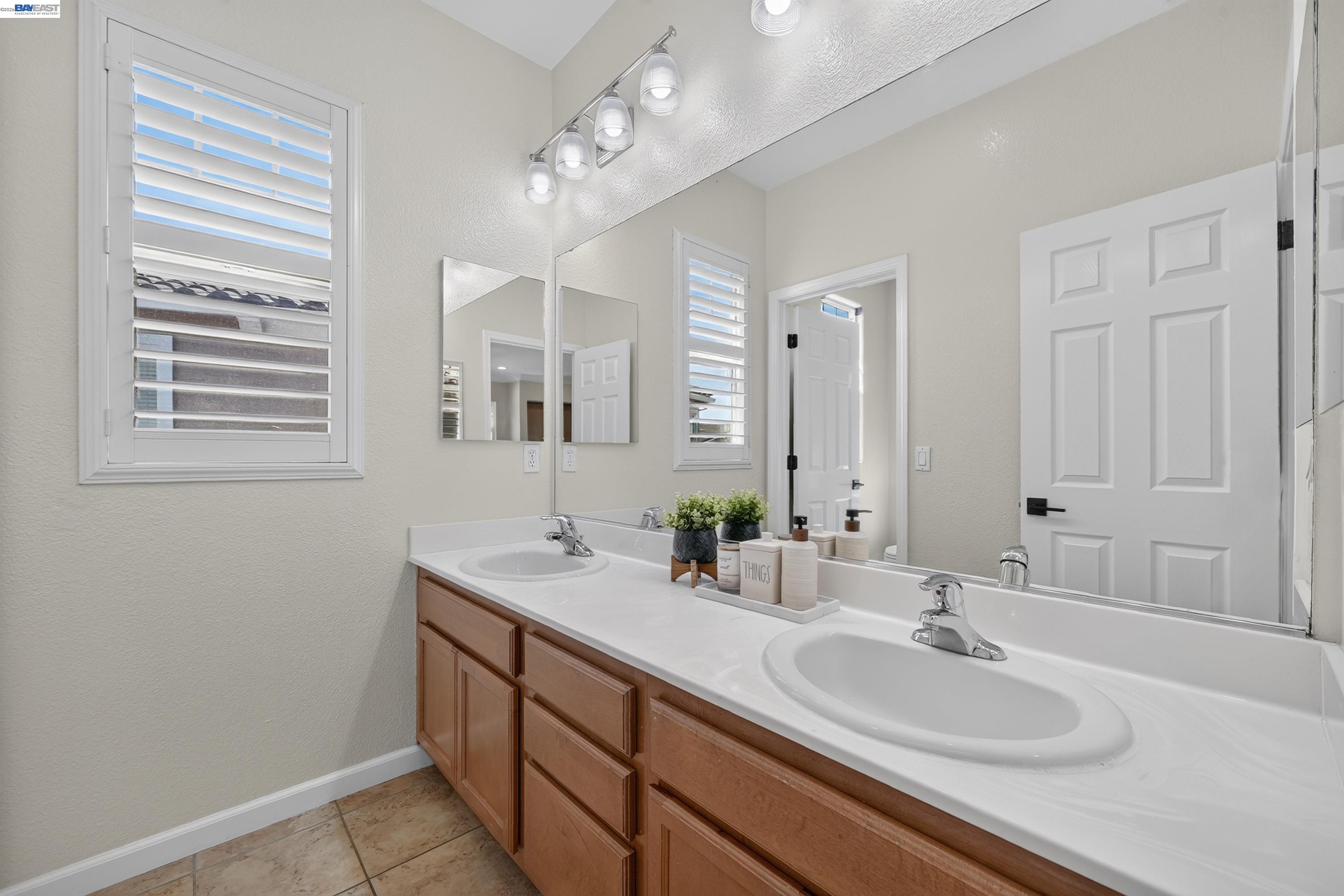 2758 Sea Horse Ct