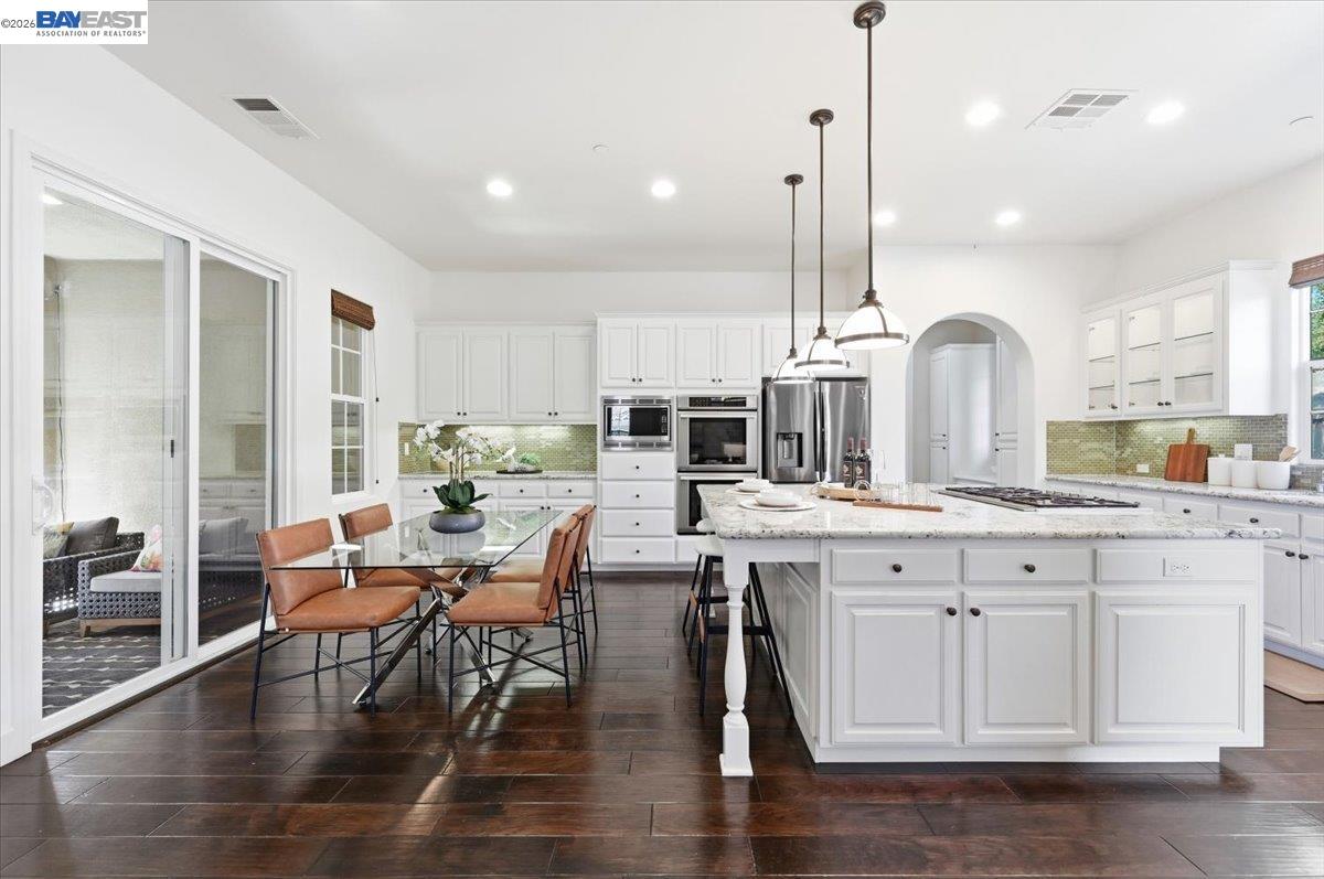 5194 Bengali St
