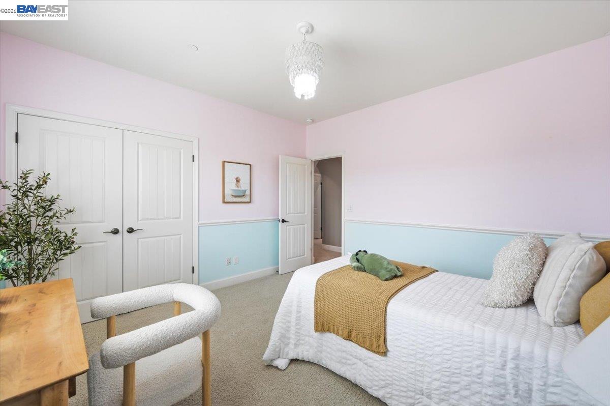 5194 Bengali St