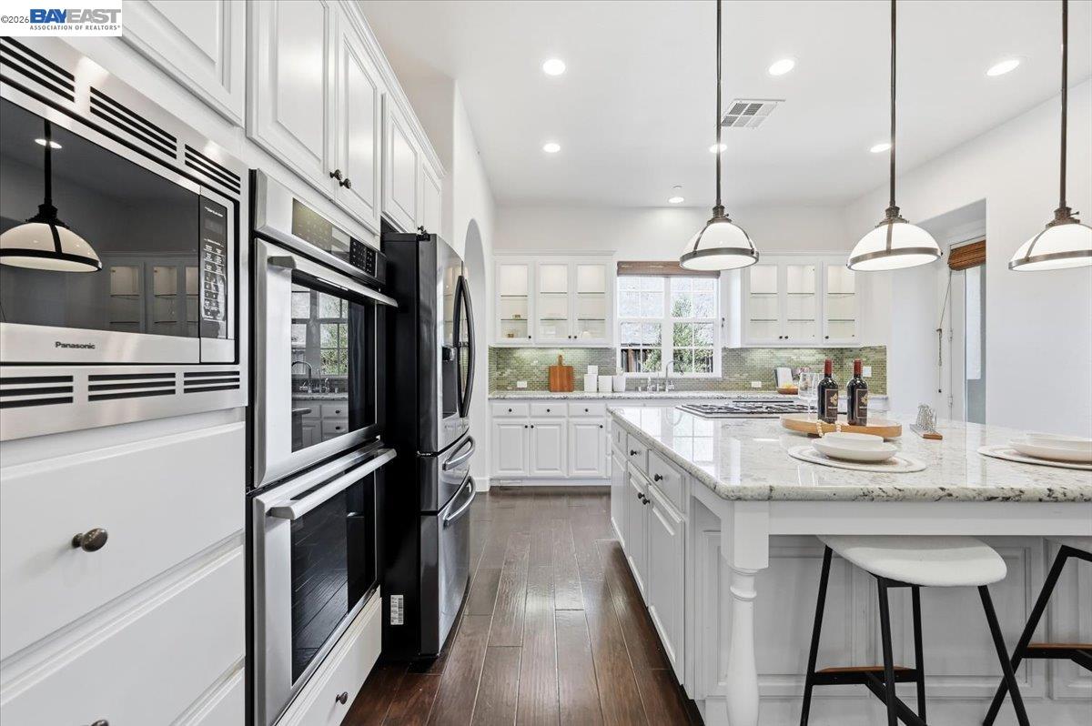 5194 Bengali St