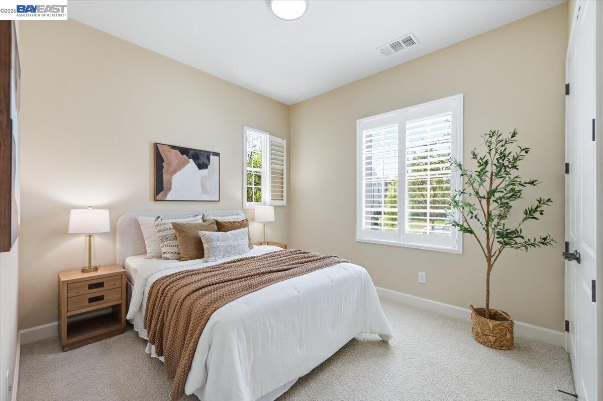 5194 Bengali St