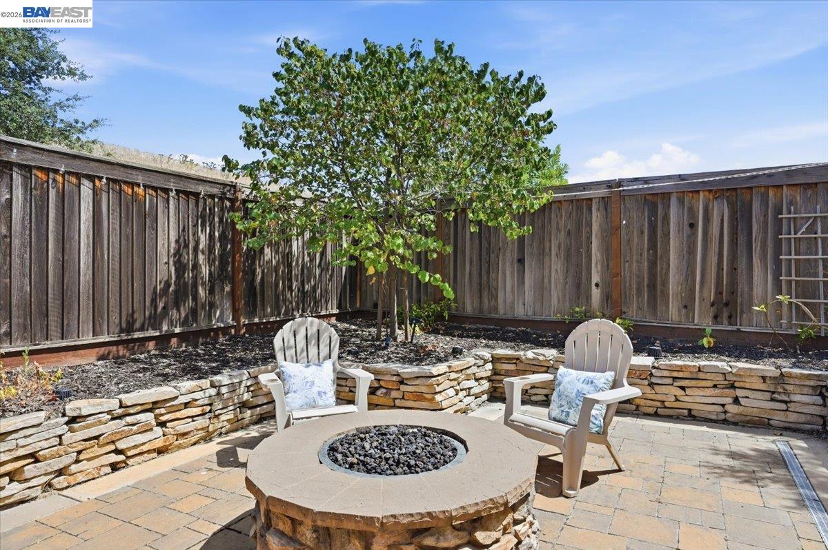5194 Bengali St
