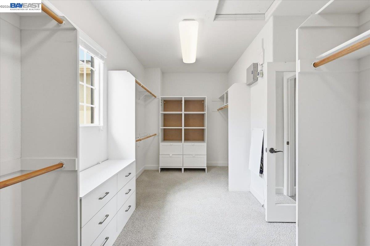 5194 Bengali St