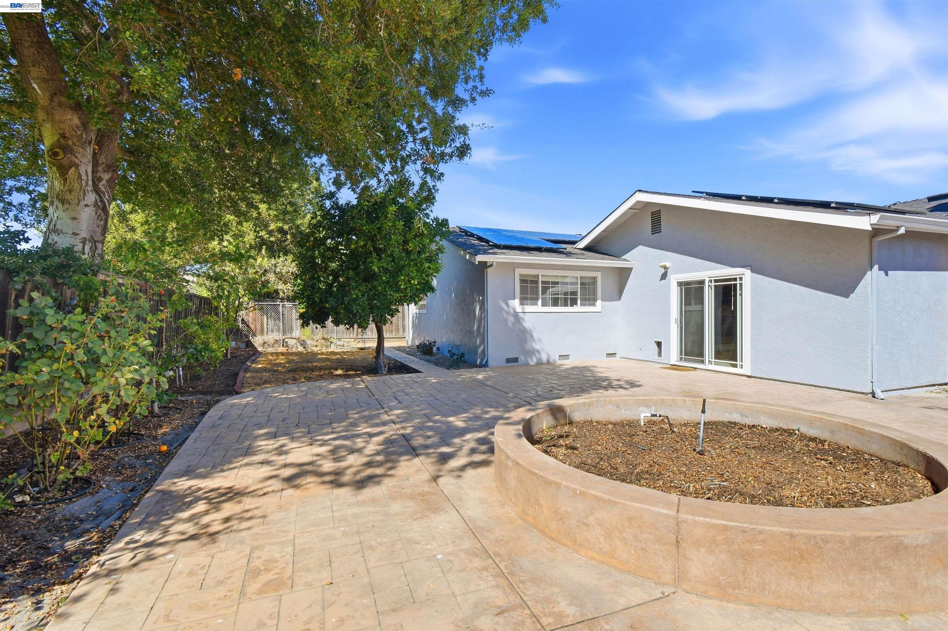7508 San Sabana Rd