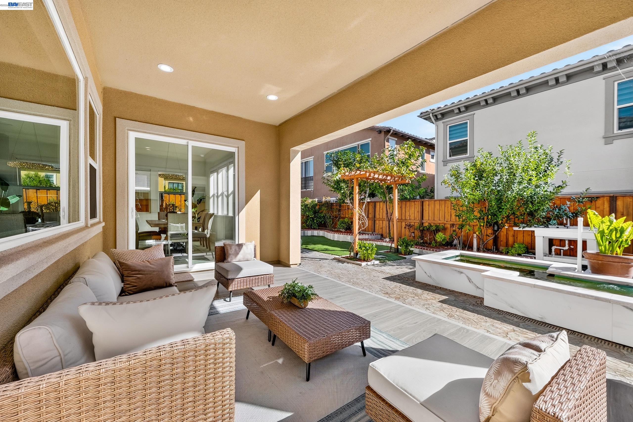 277 Goldfield Pl