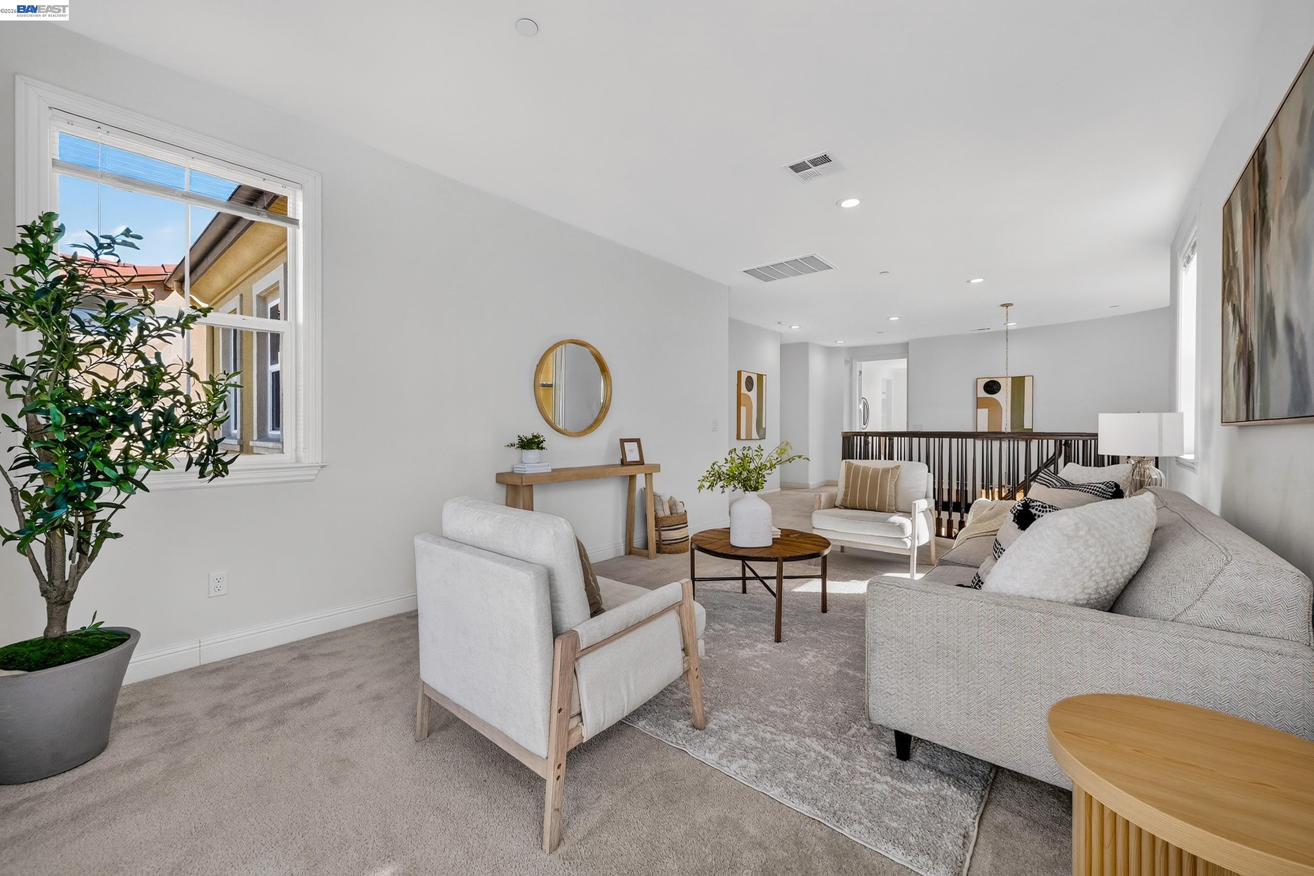 277 Goldfield Pl