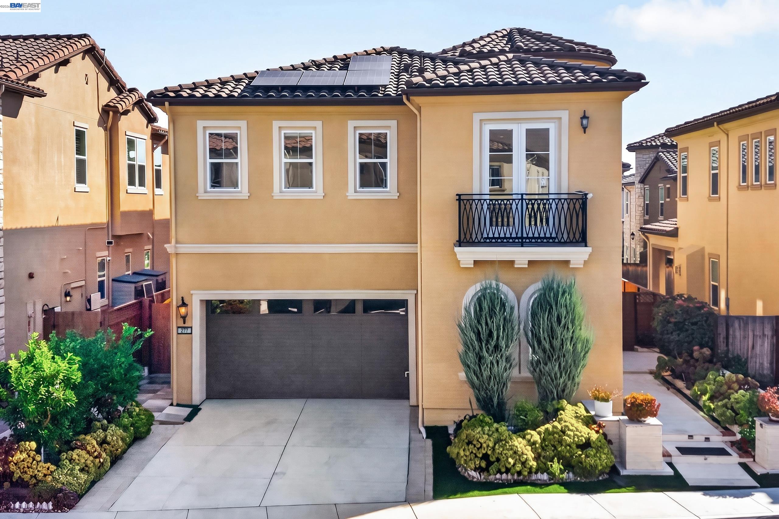 277 Goldfield Pl