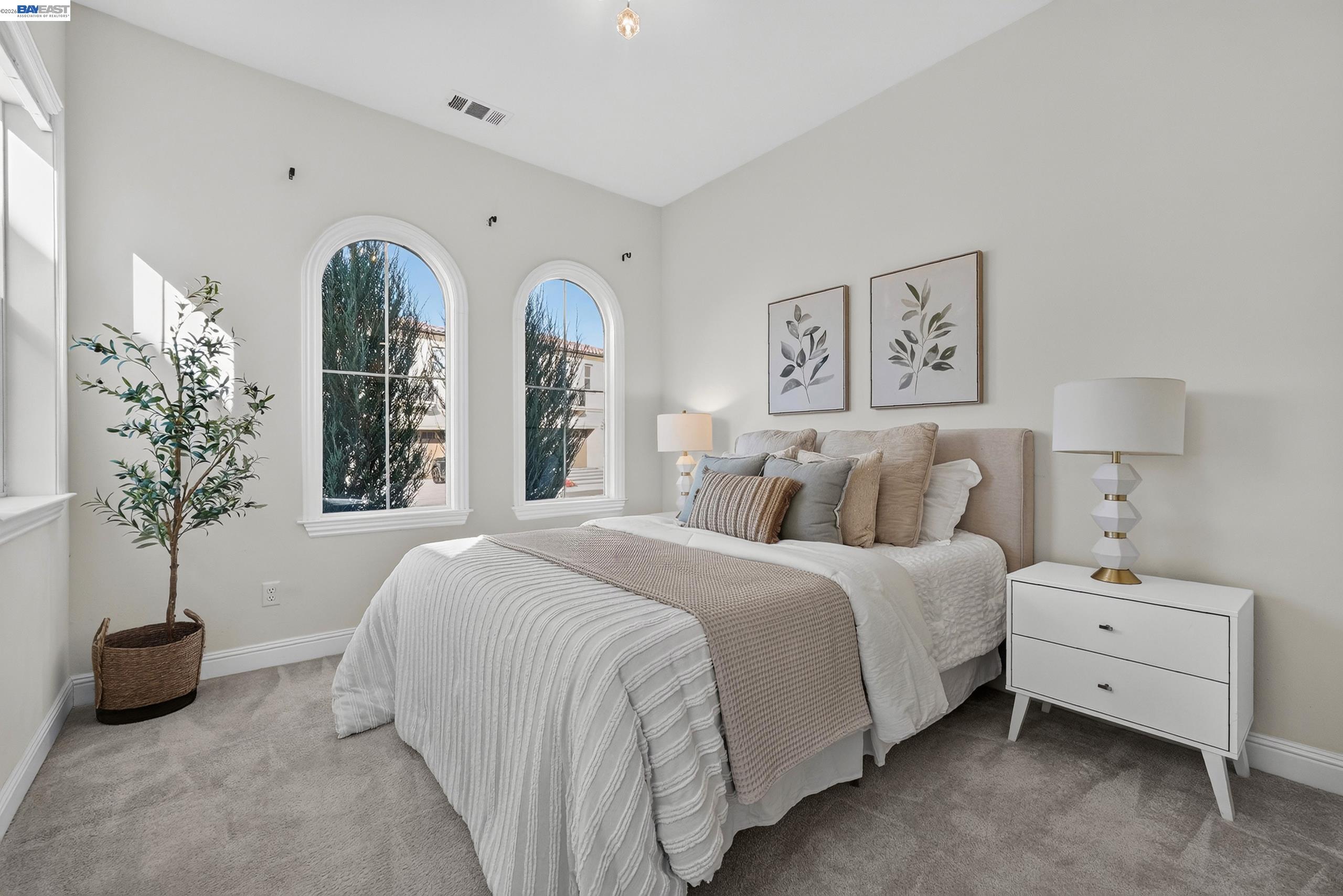 277 Goldfield Pl