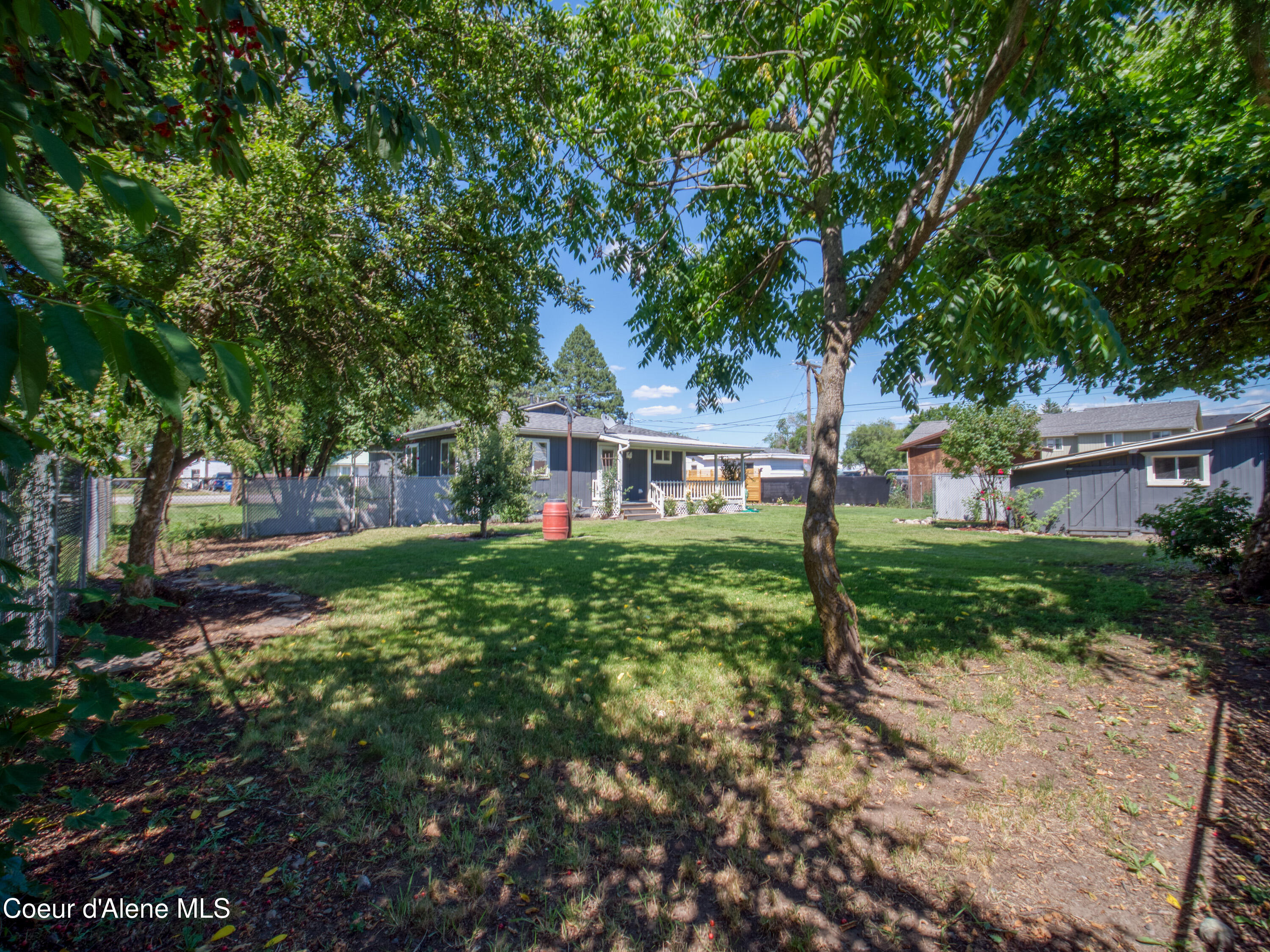 318 E 4TH AVE