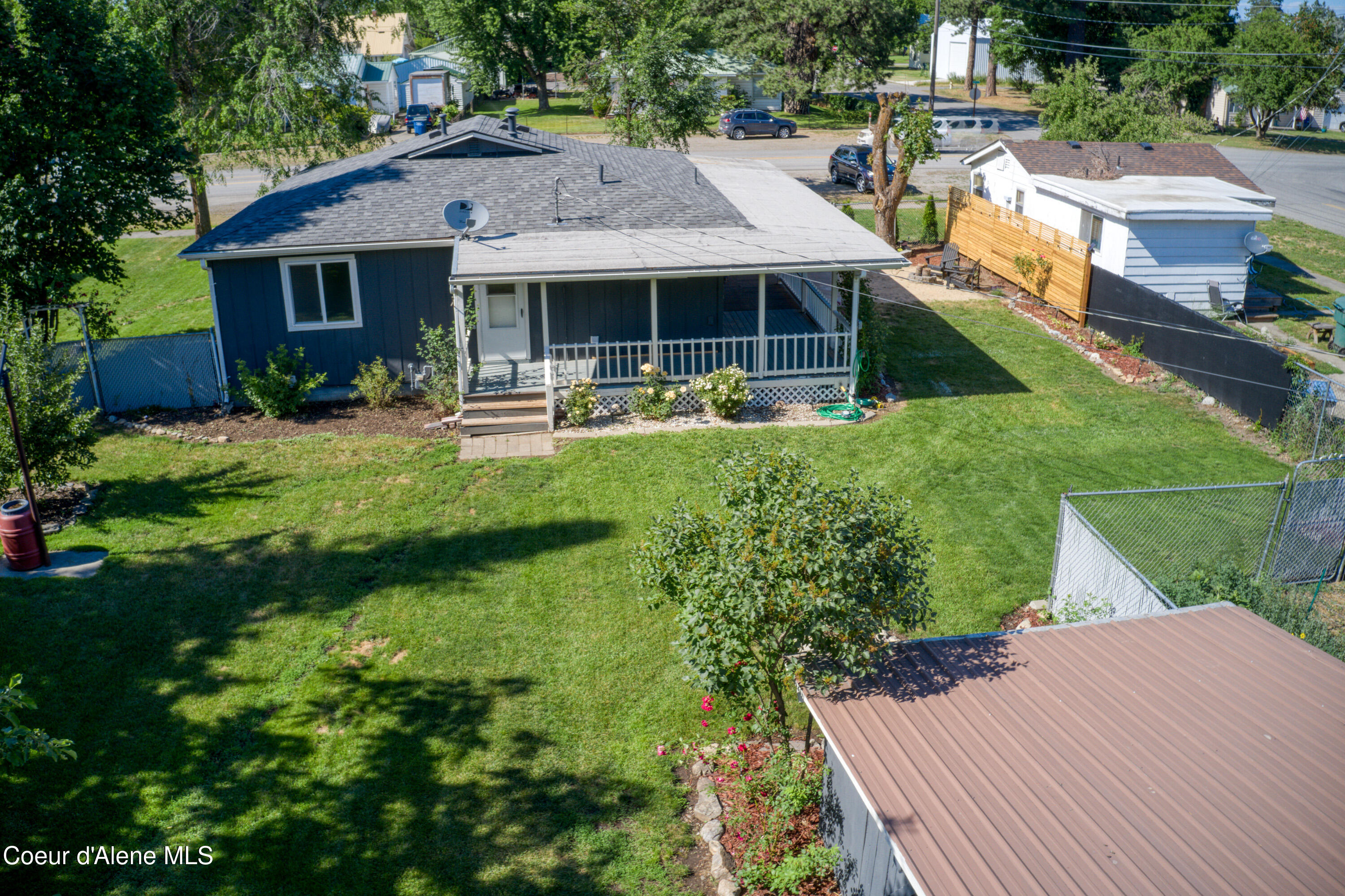 318 E 4TH AVE