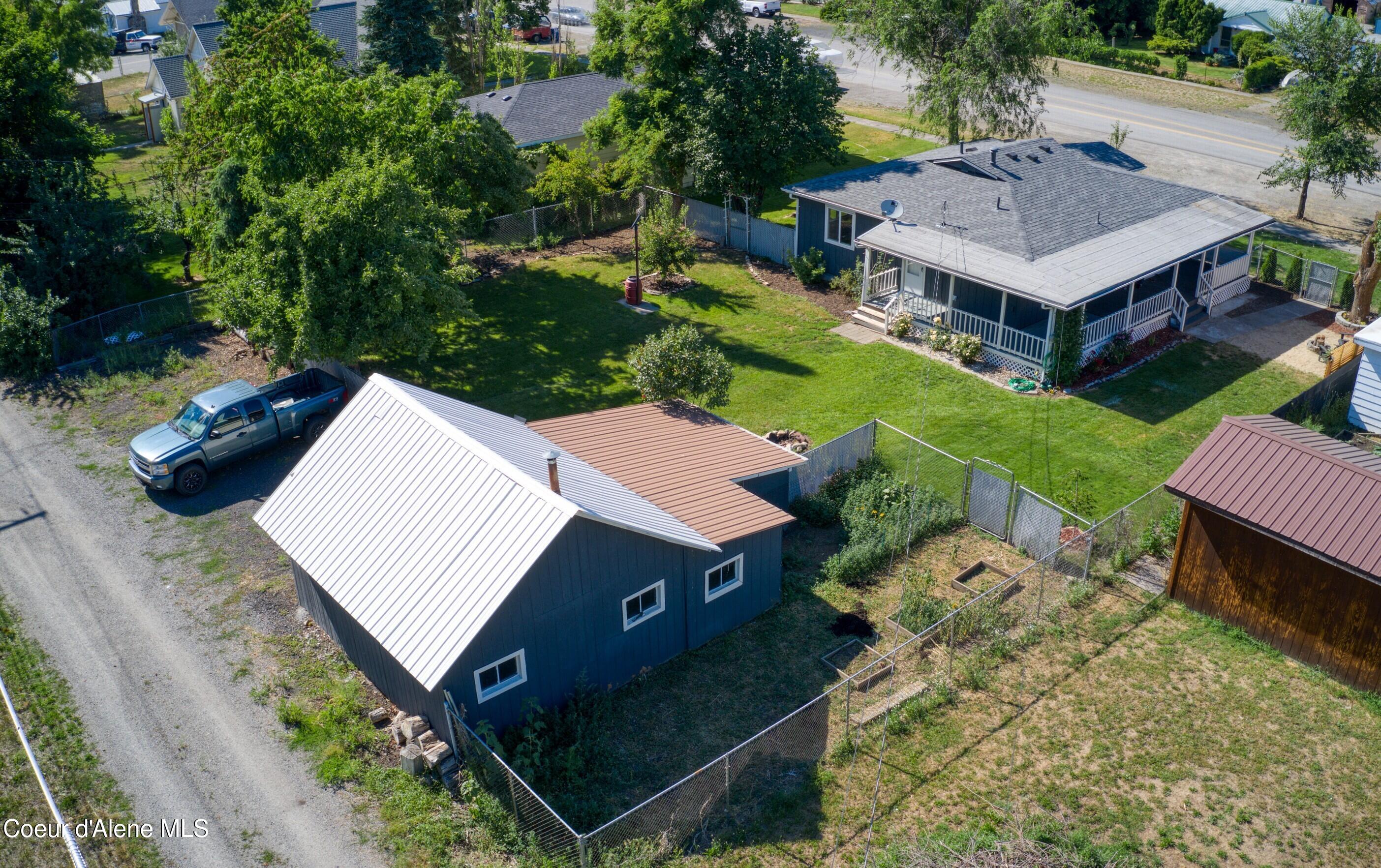 318 E 4TH AVE