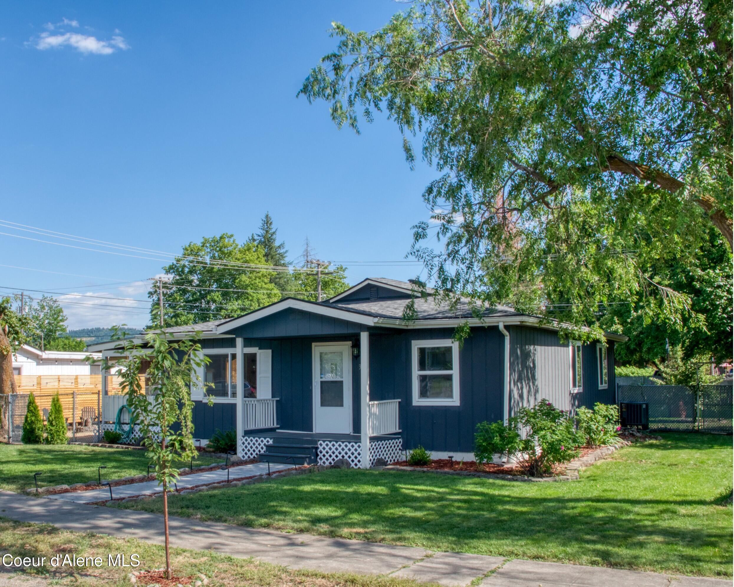 318 E 4TH AVE