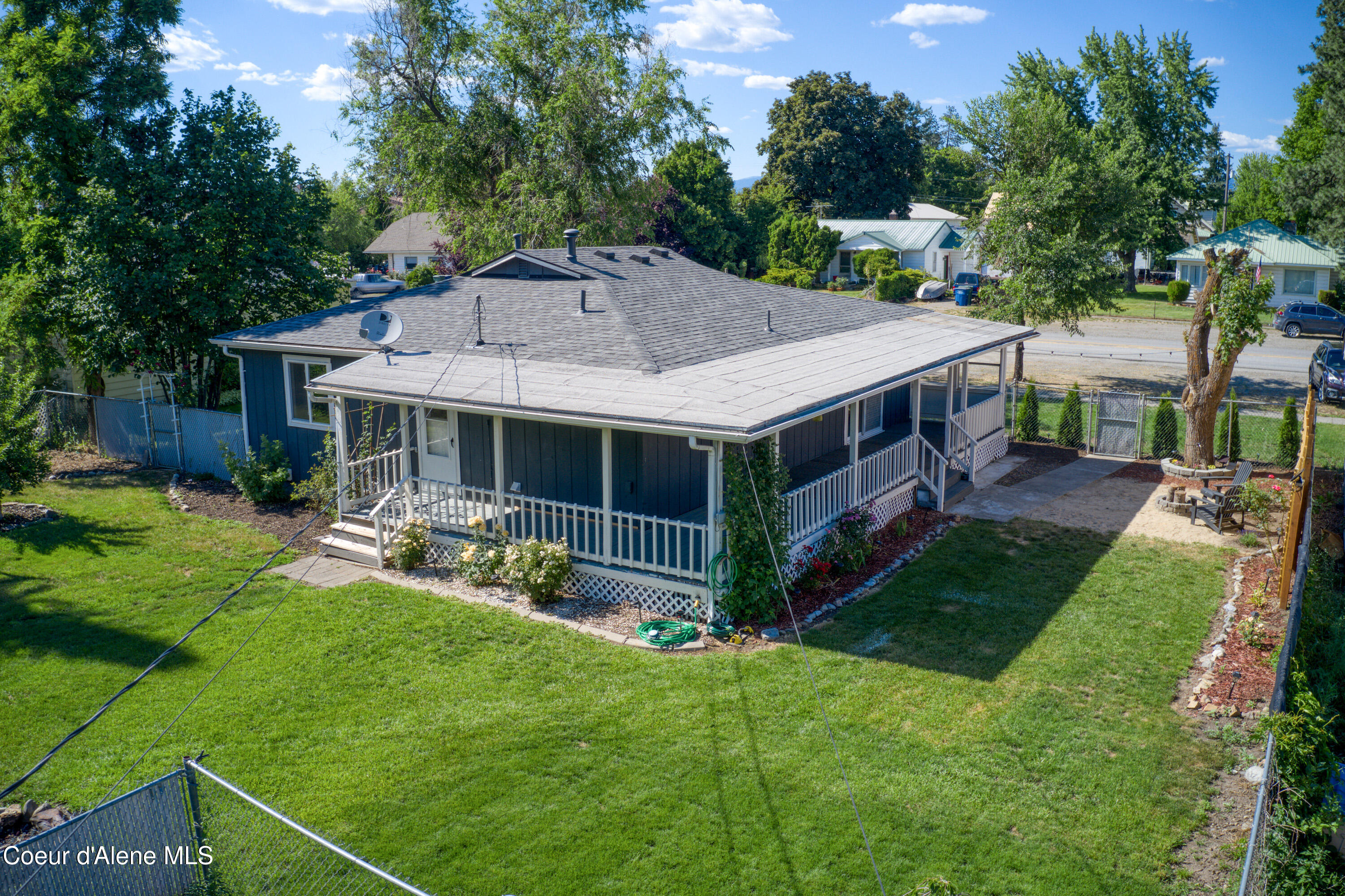 318 E 4TH AVE