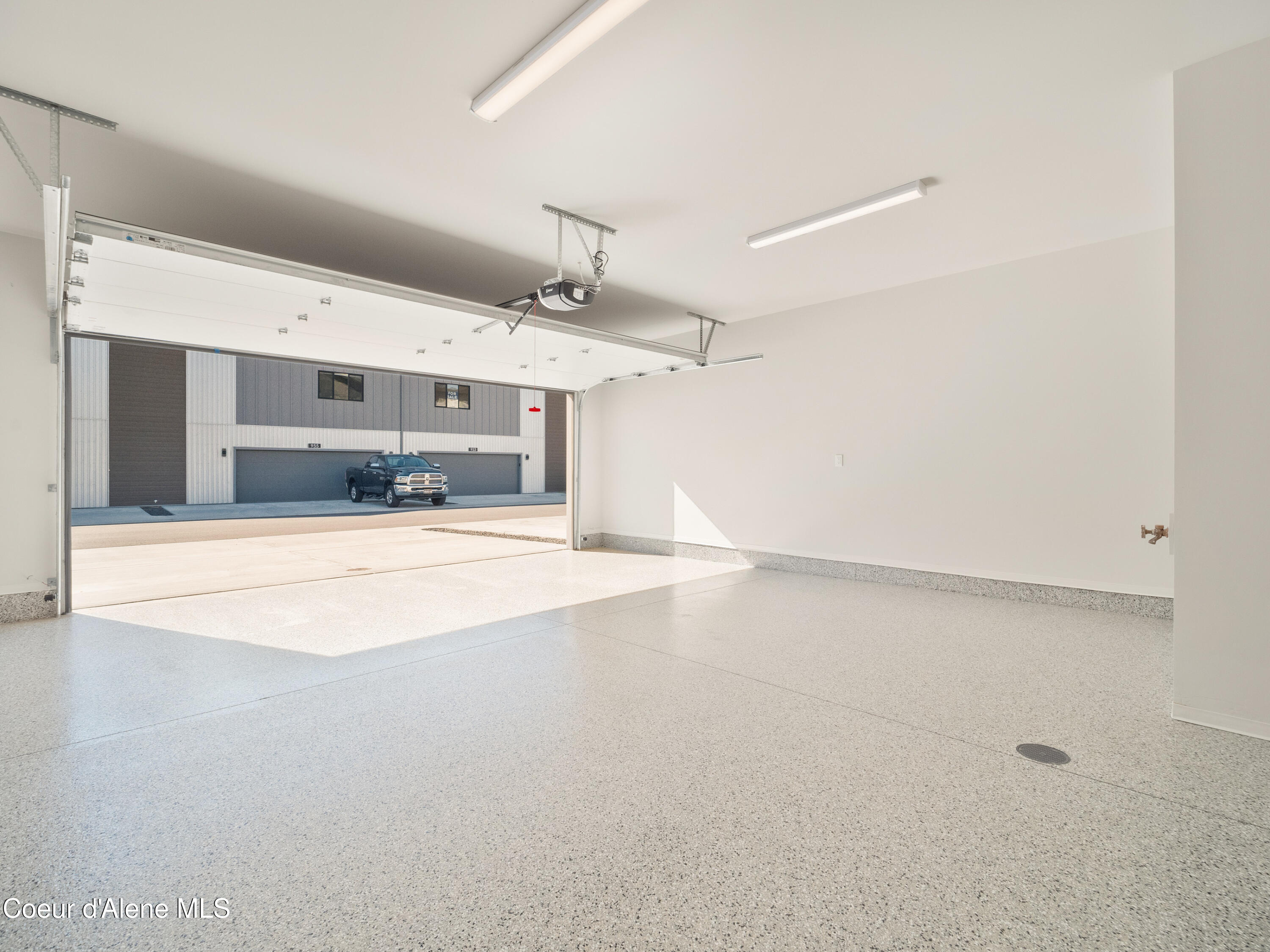 1048 E 4TH AVE, 104