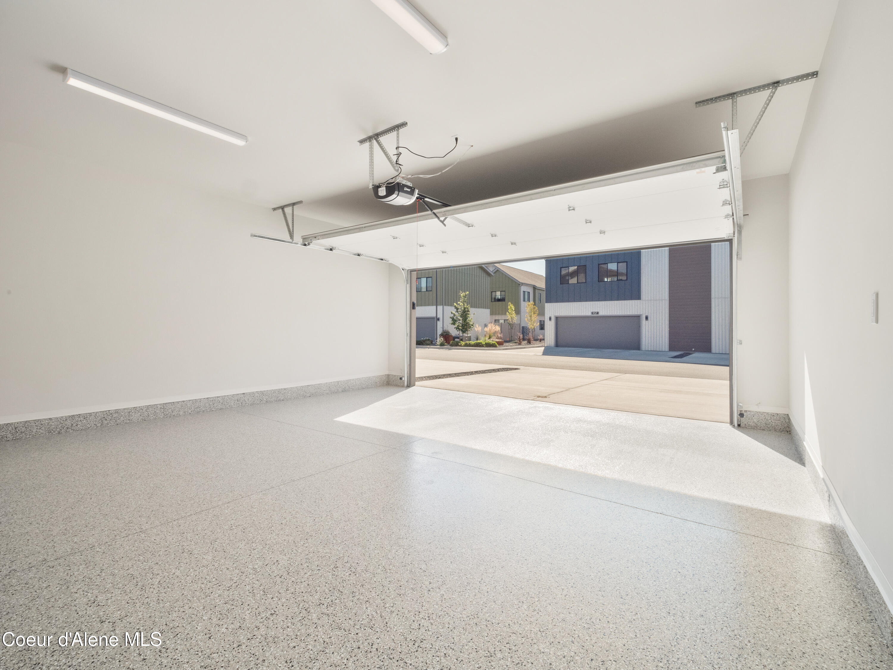 1048 E 4TH AVE, 104