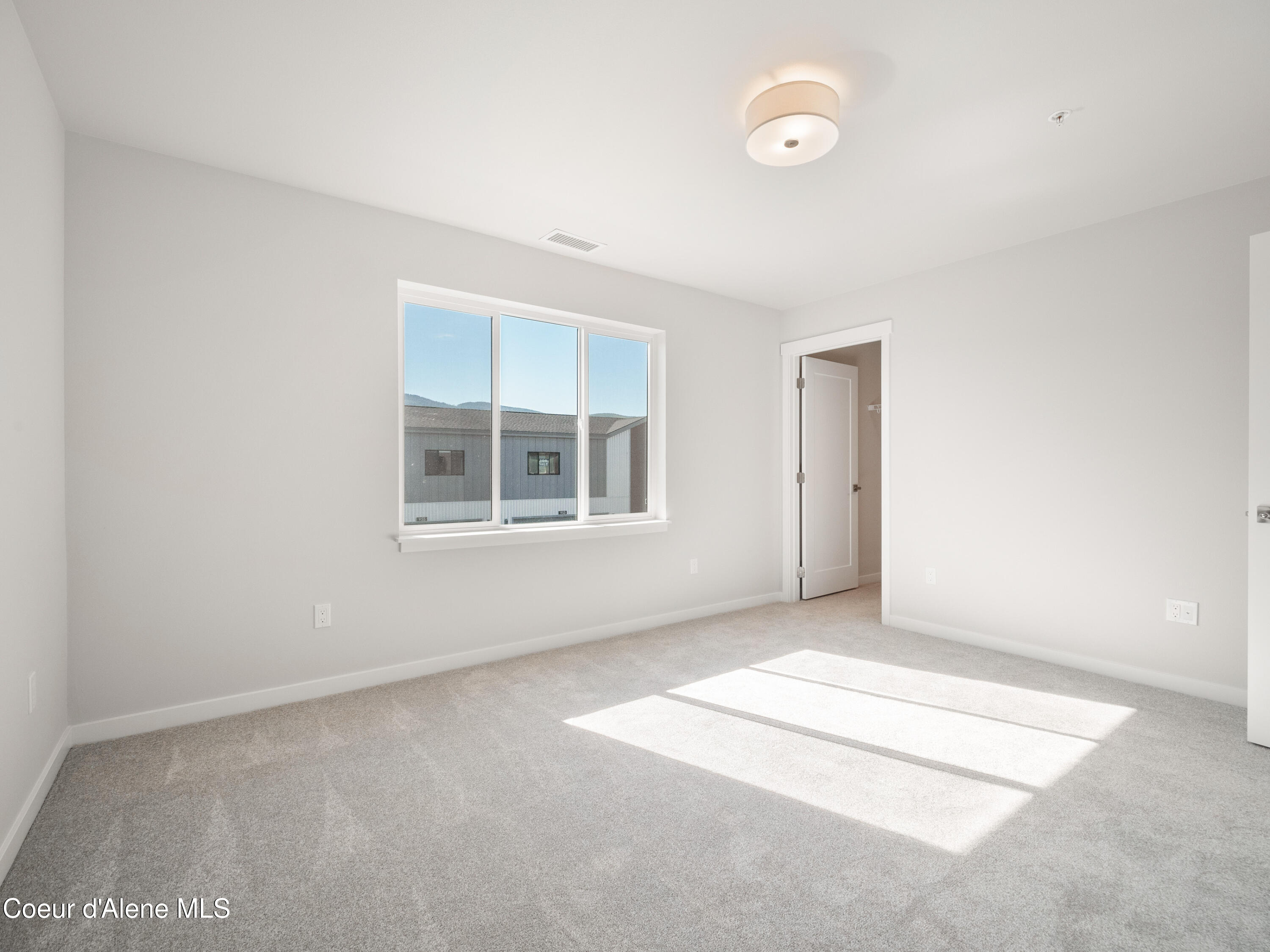 1048 E 4TH AVE, 104