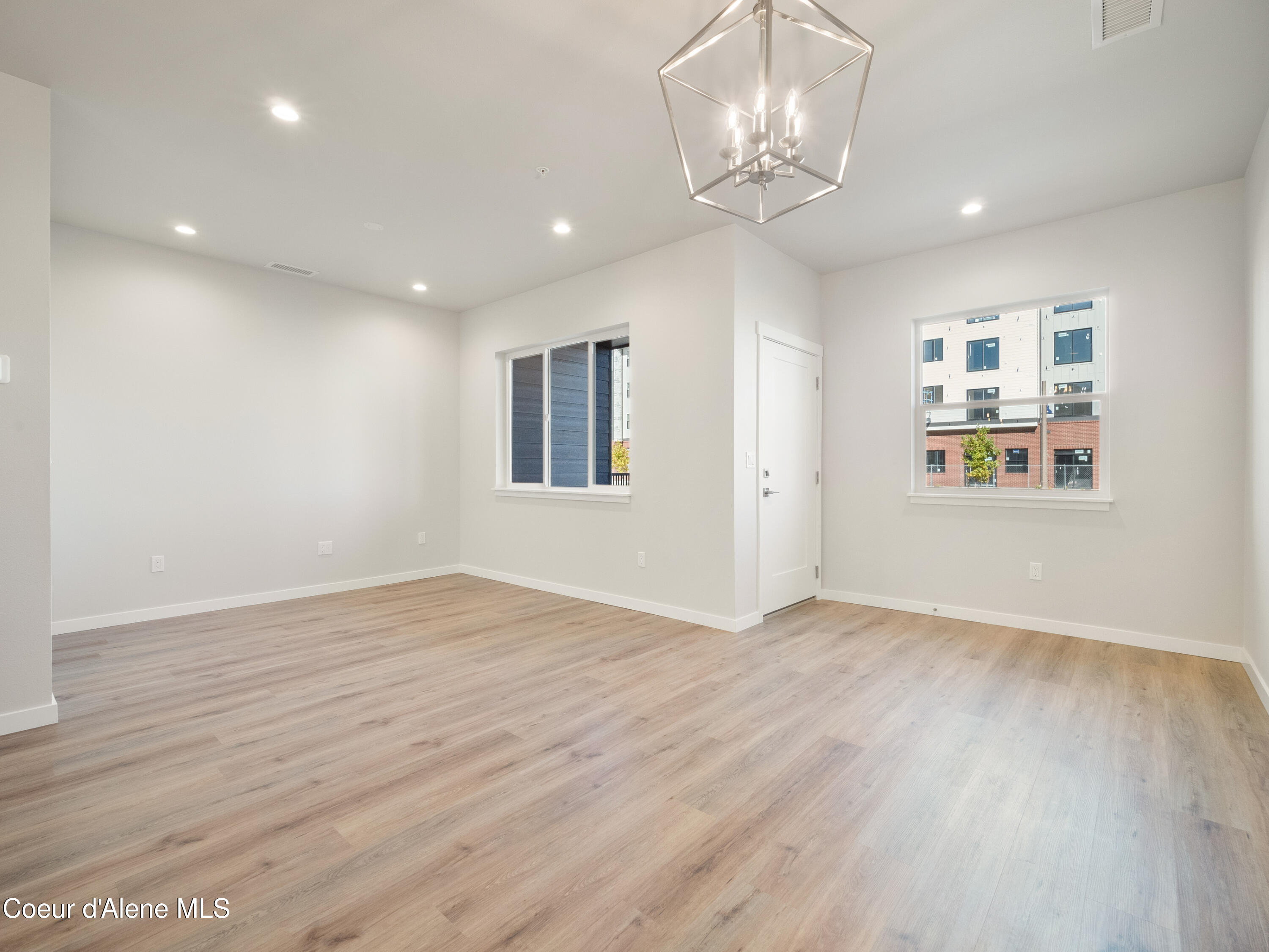 1048 E 4TH AVE, 104