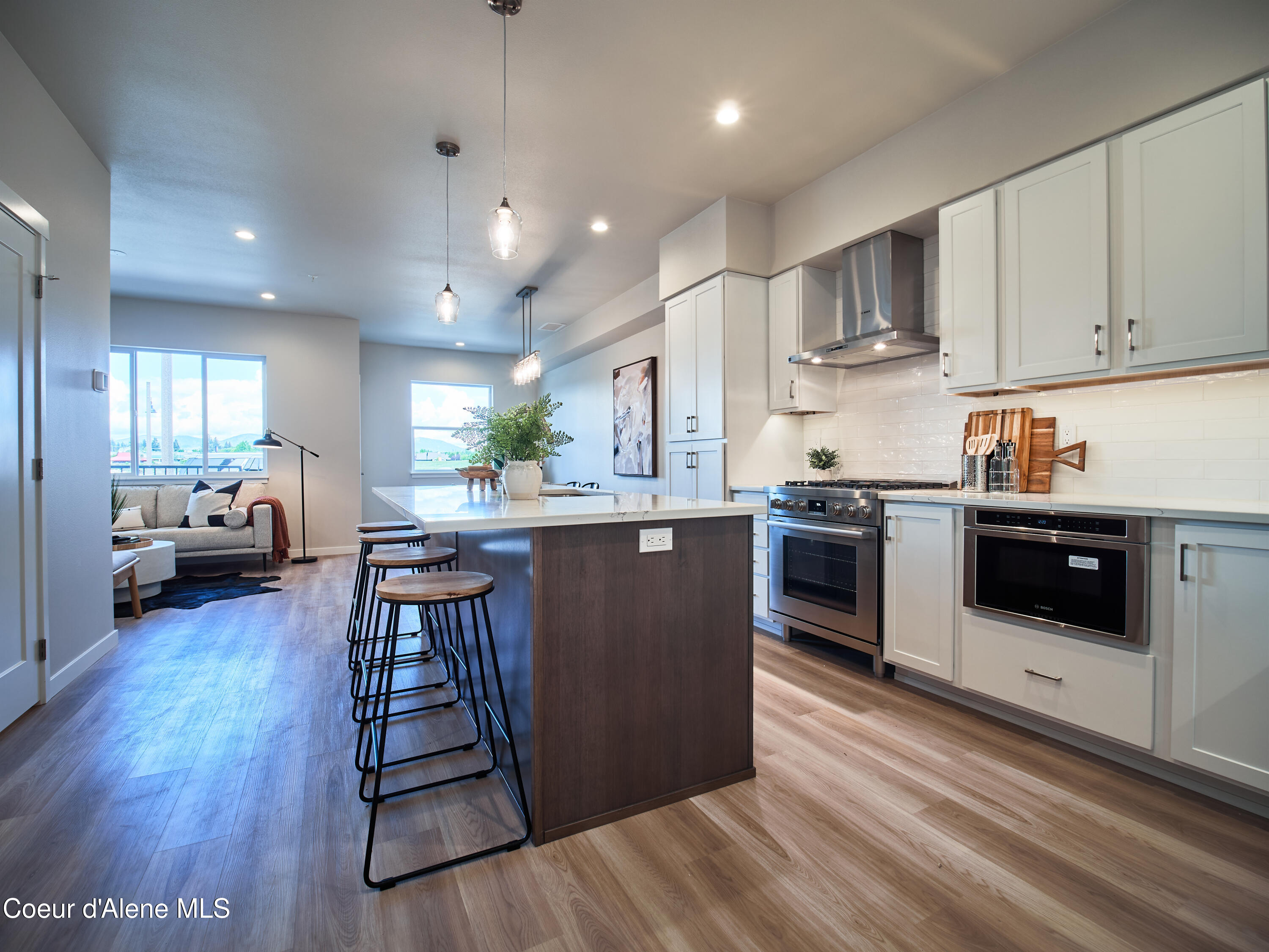 1048 E 4TH AVE, 104