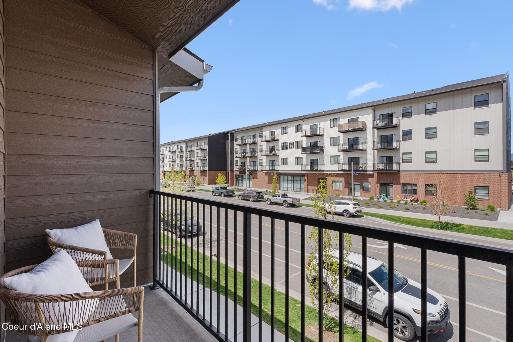1008 E 4TH AVE, 104
