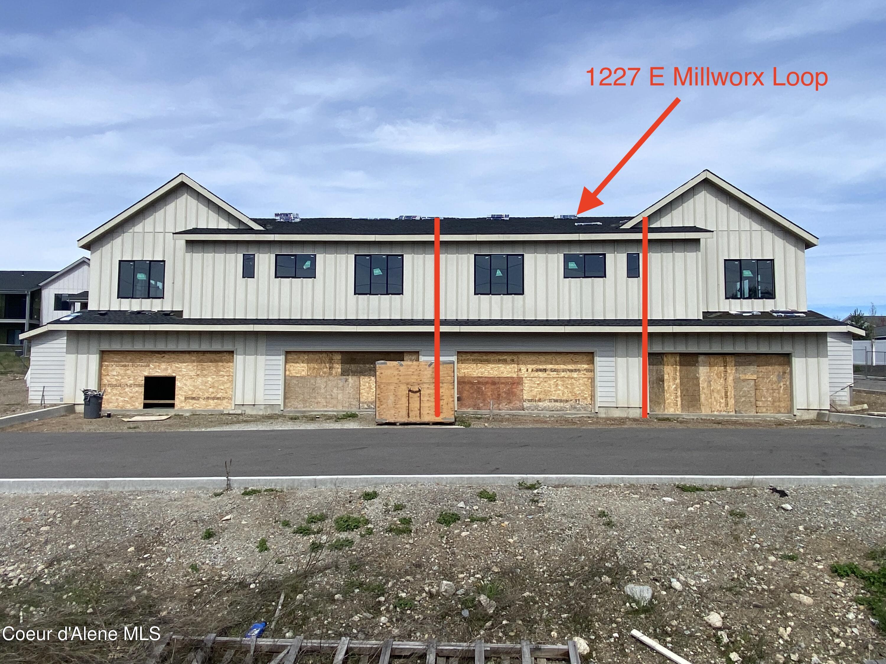 1227 E MILLWORX LOOP