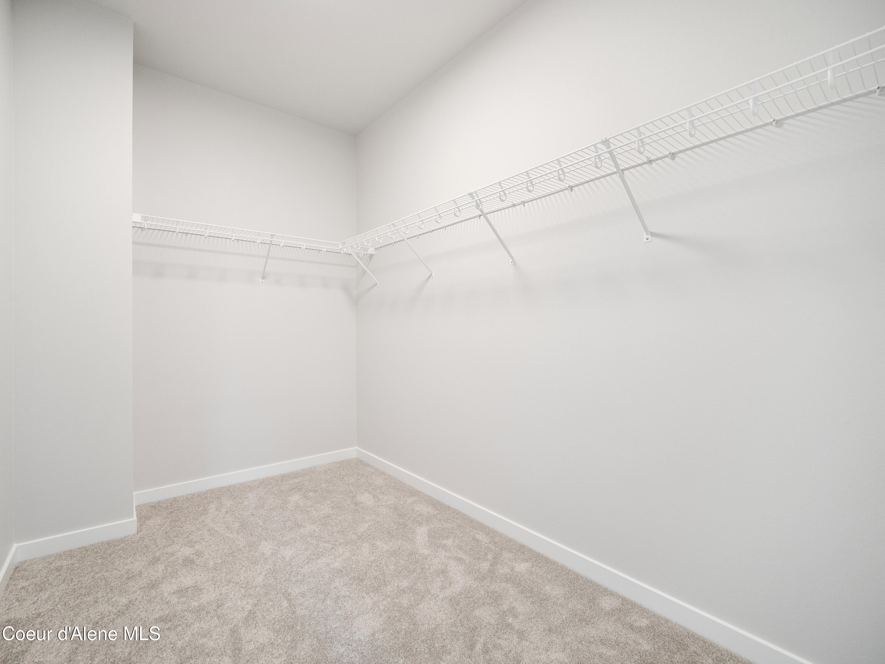 1229 E MILLWORX LOOP