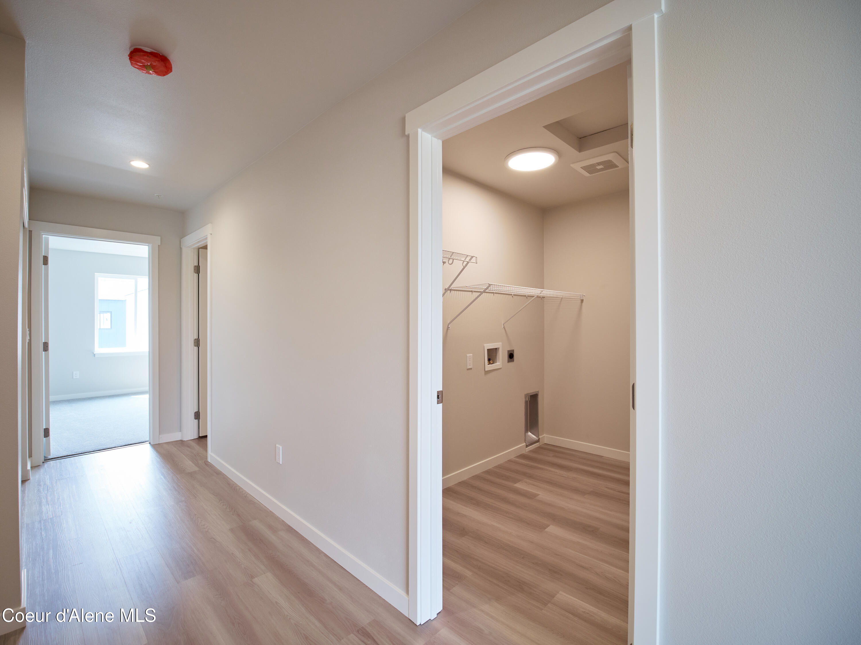 1042 E 4TH AVE